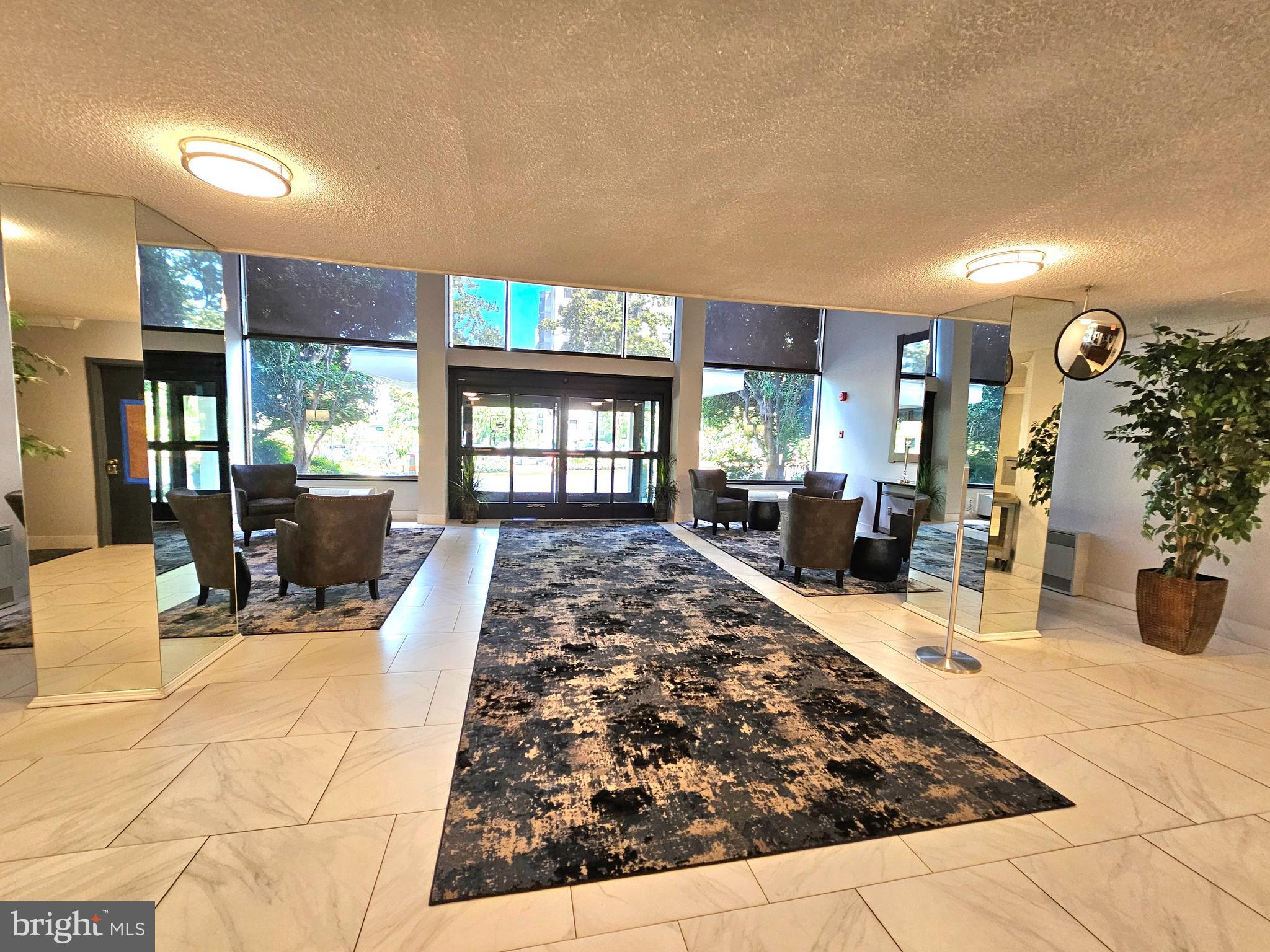 HUNTING CREEK CLUB - Residential Lease