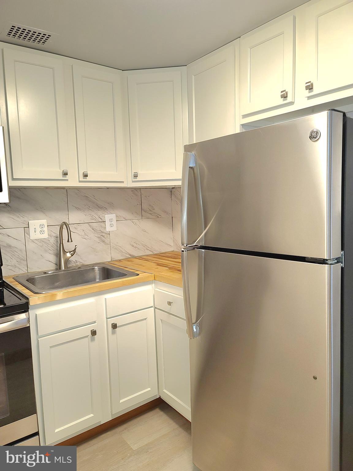 HUNTING CREEK CLUB - Residential Lease