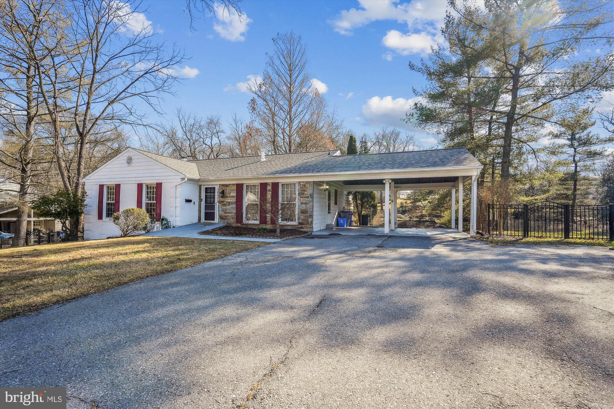 PARKSIDE ESTATES - Residential