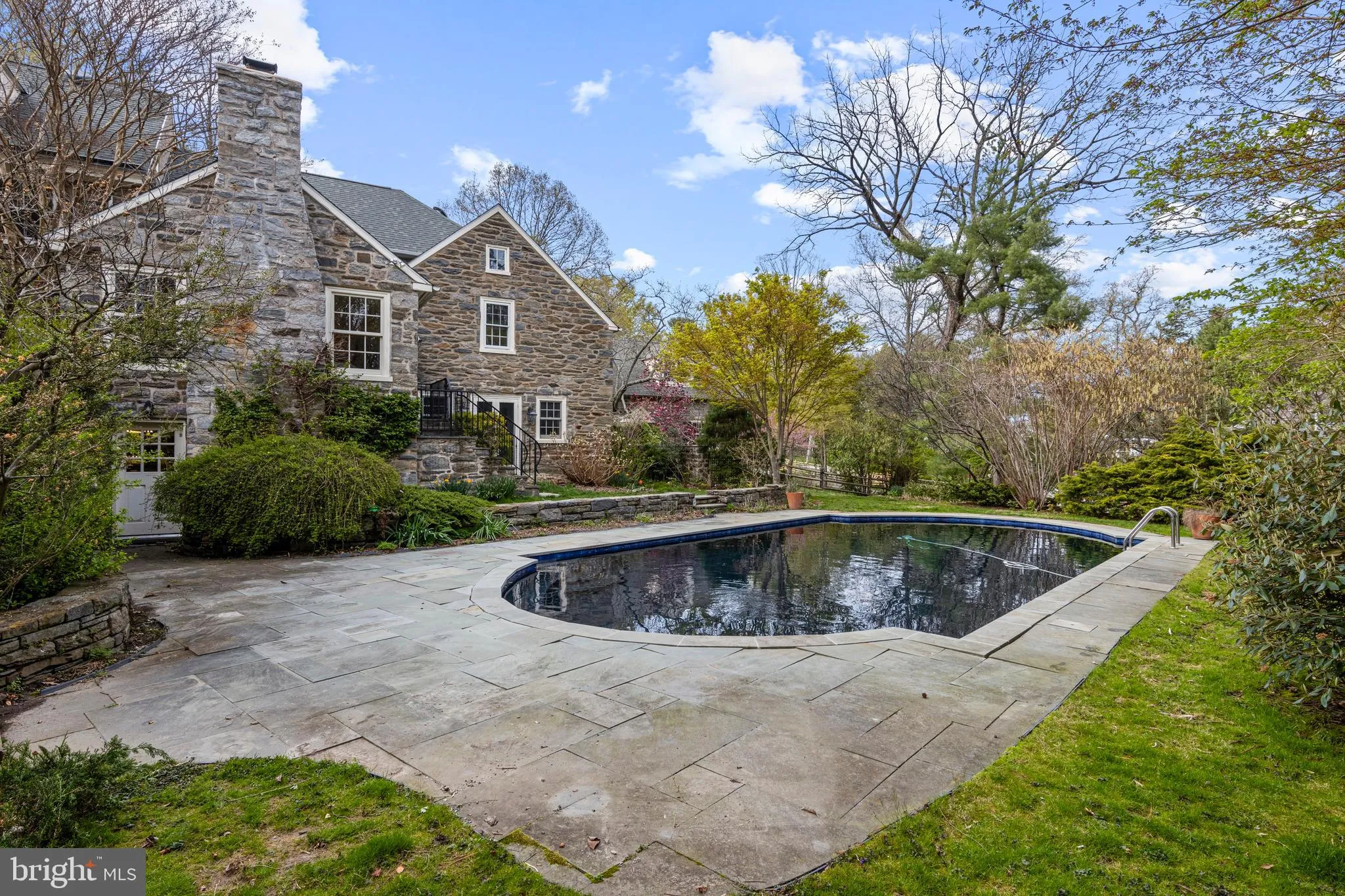 Bryn Mawr, Pennsylvania 19010, United States, 7 Bedrooms Bedrooms, ,7 BathroomsBathrooms,Residential,Pending,112682