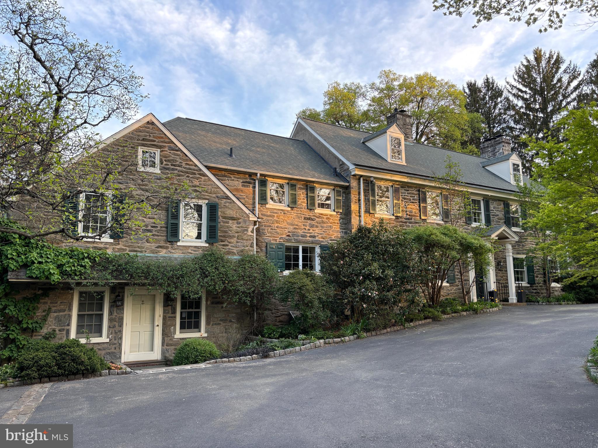 331 FISHERS ROAD