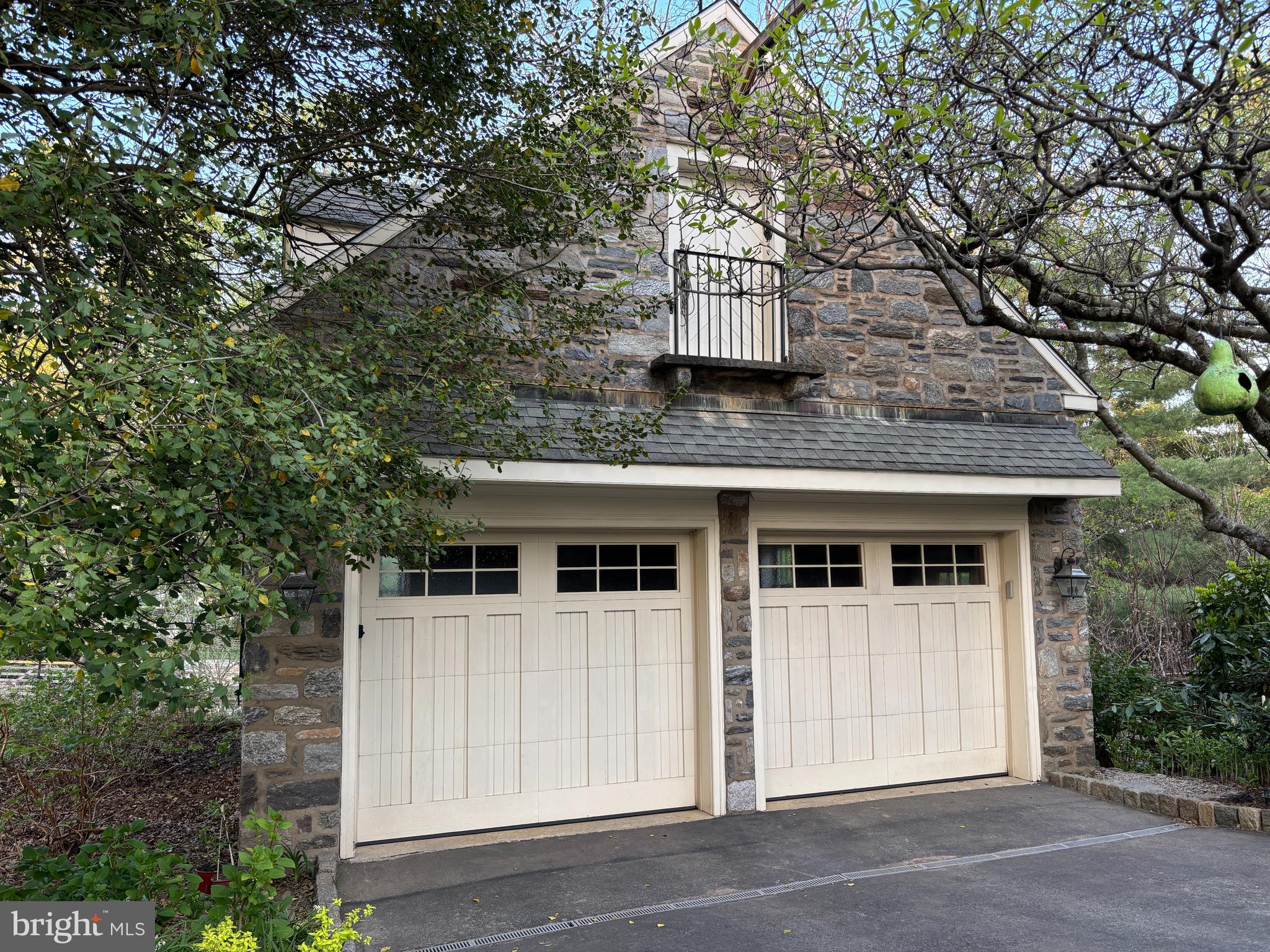 331 FISHERS ROAD