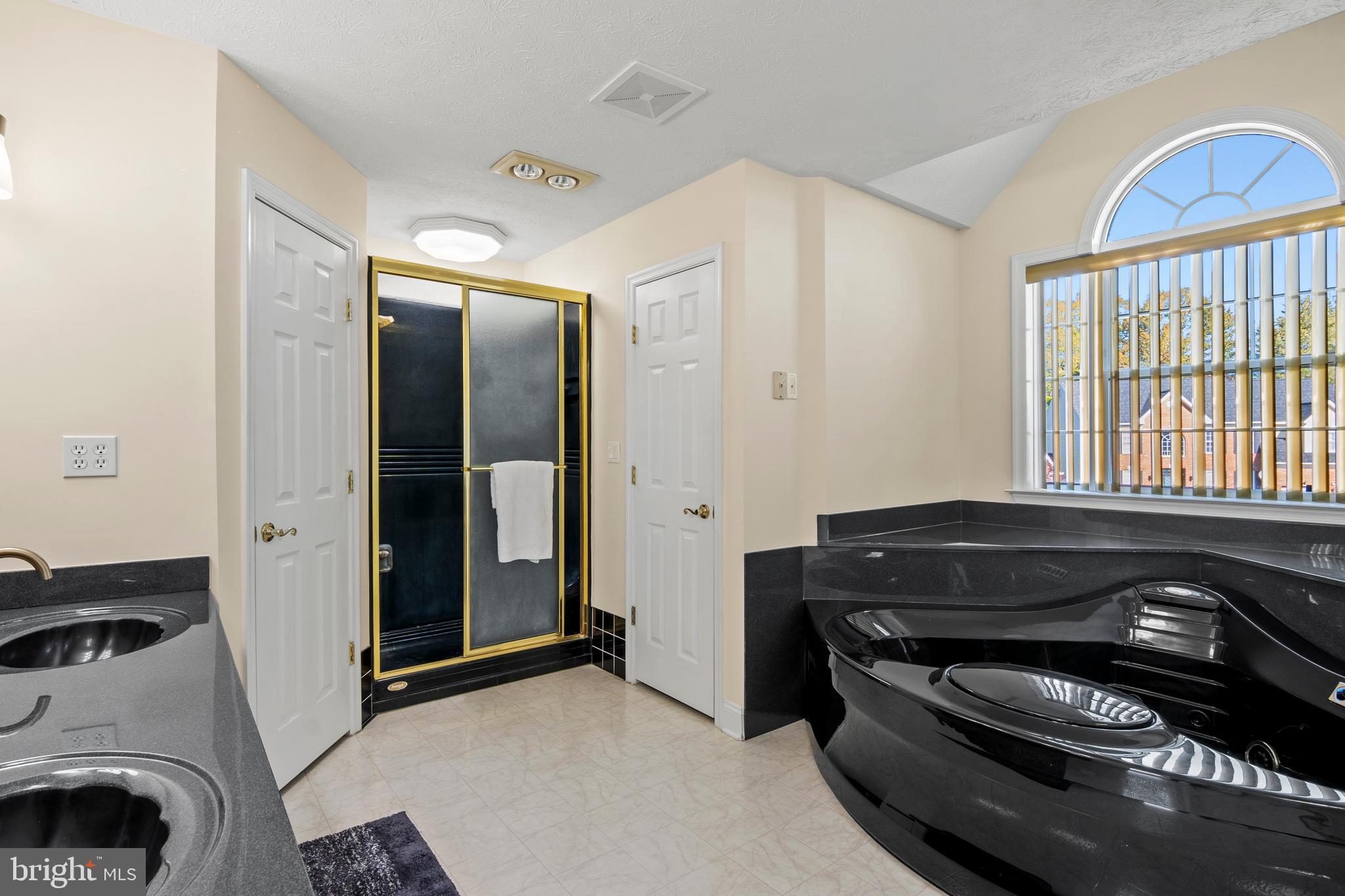 HIGHGROVE - Residential