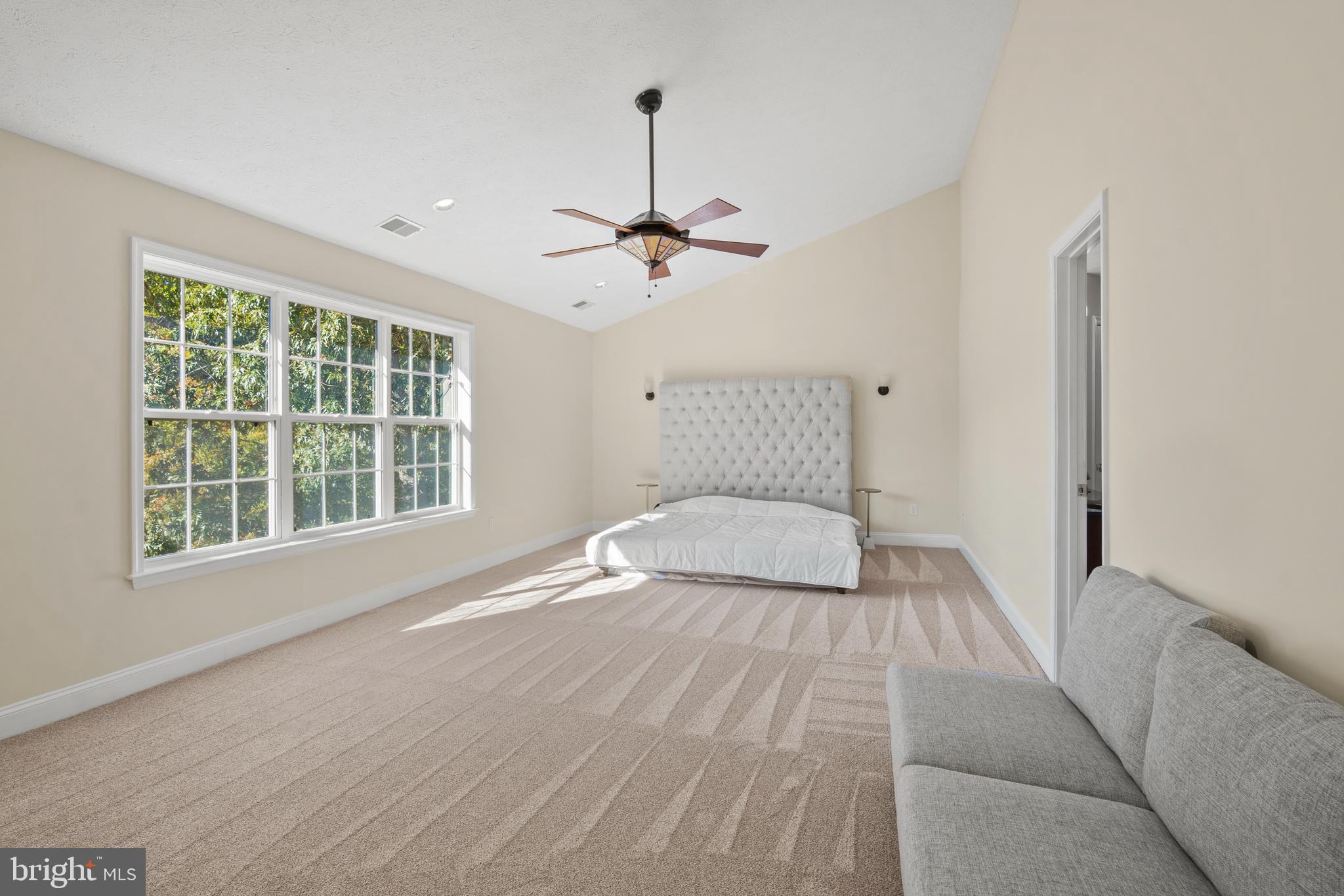 HIGHGROVE - Residential