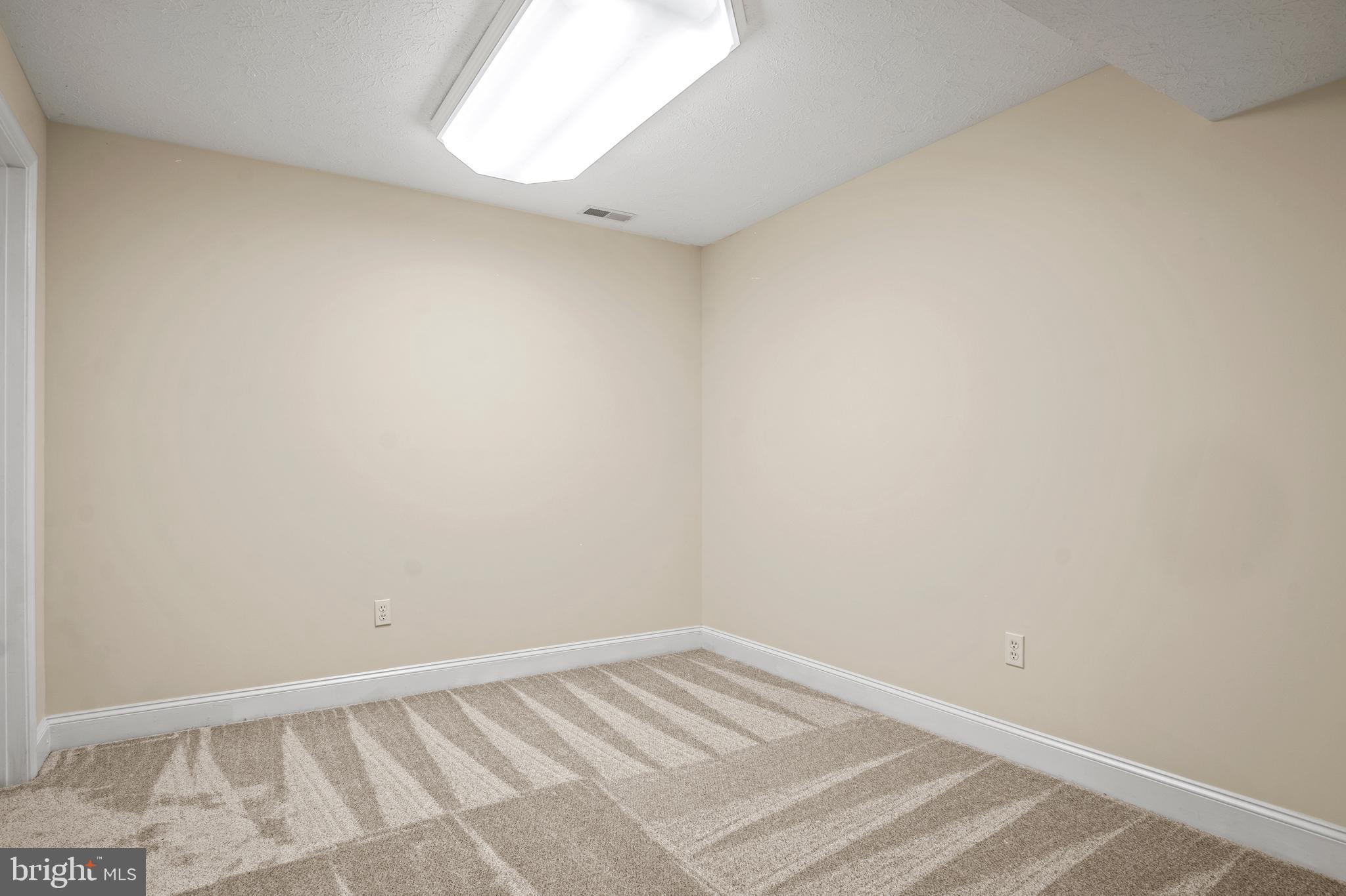 HIGHGROVE - Residential