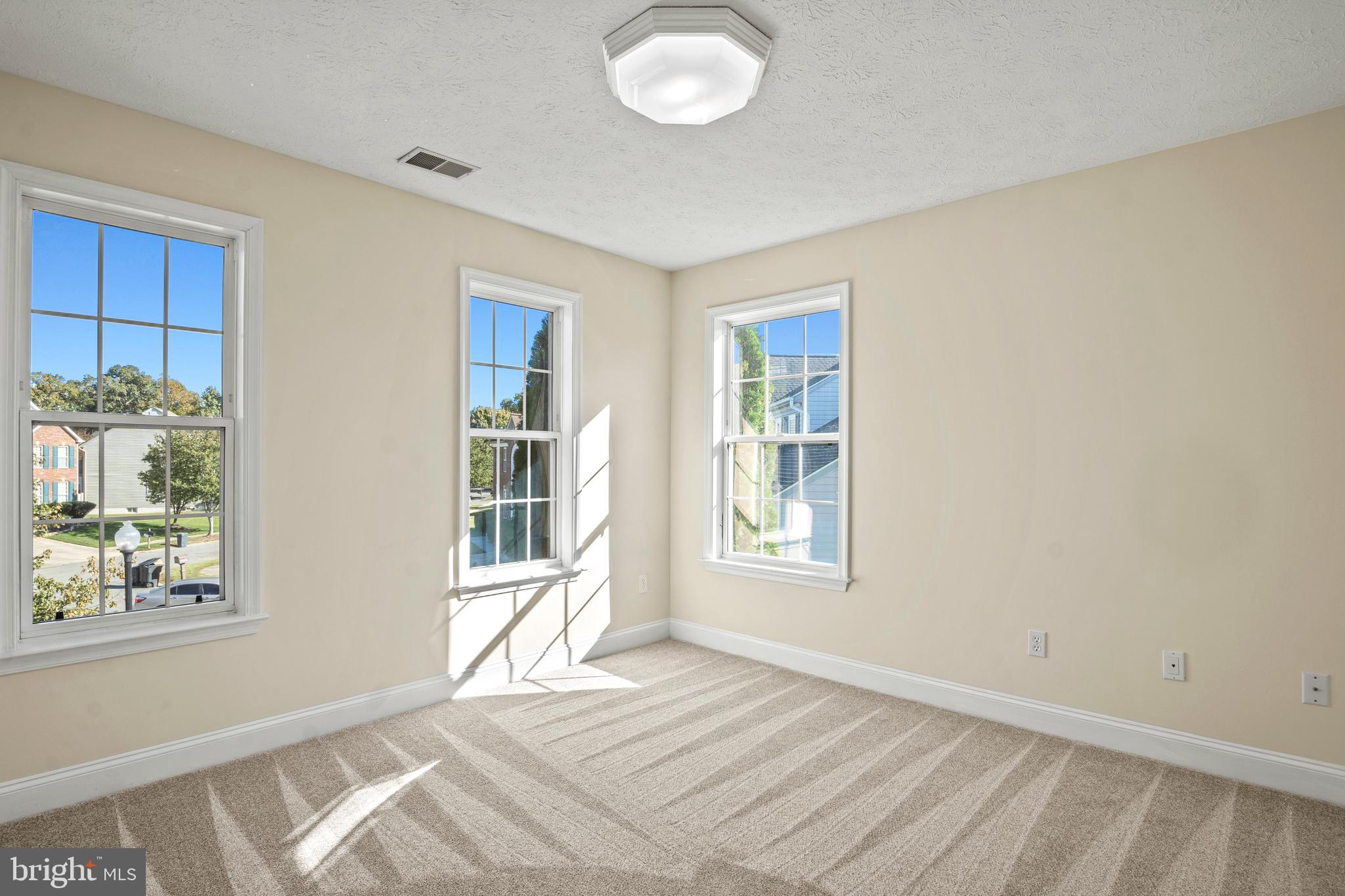 HIGHGROVE - Residential