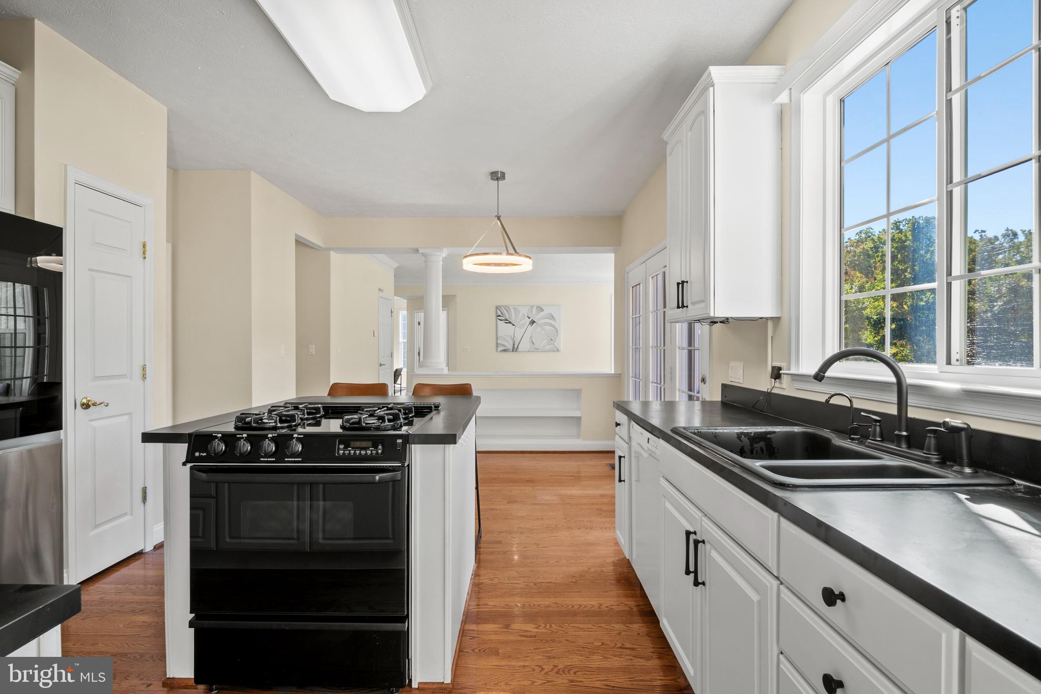 HIGHGROVE - Residential