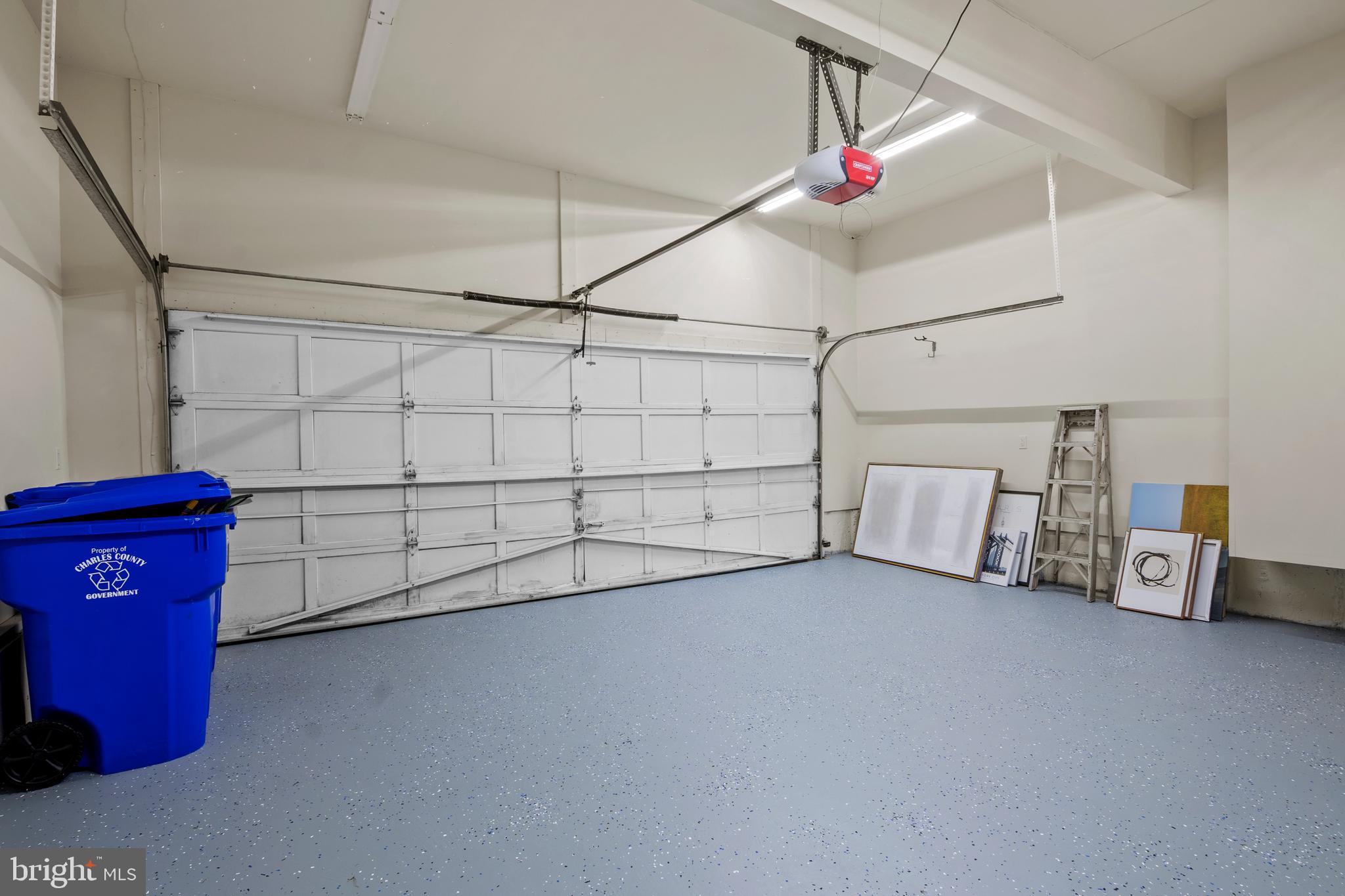 HIGHGROVE - Residential