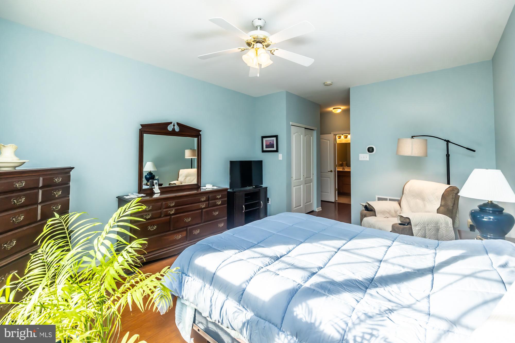 VILLAGES AT HILLVIEW - Residential