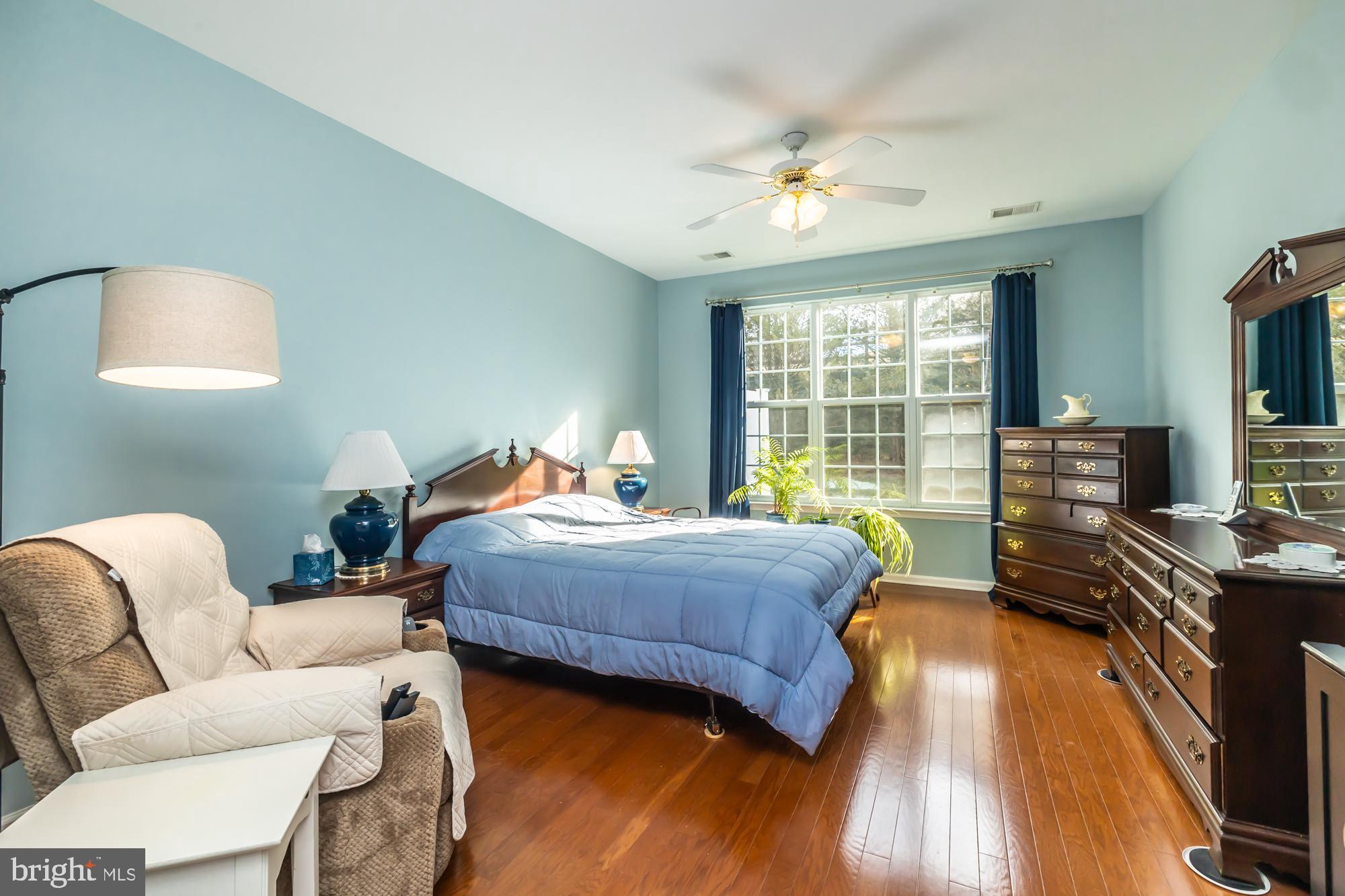 VILLAGES AT HILLVIEW - Residential