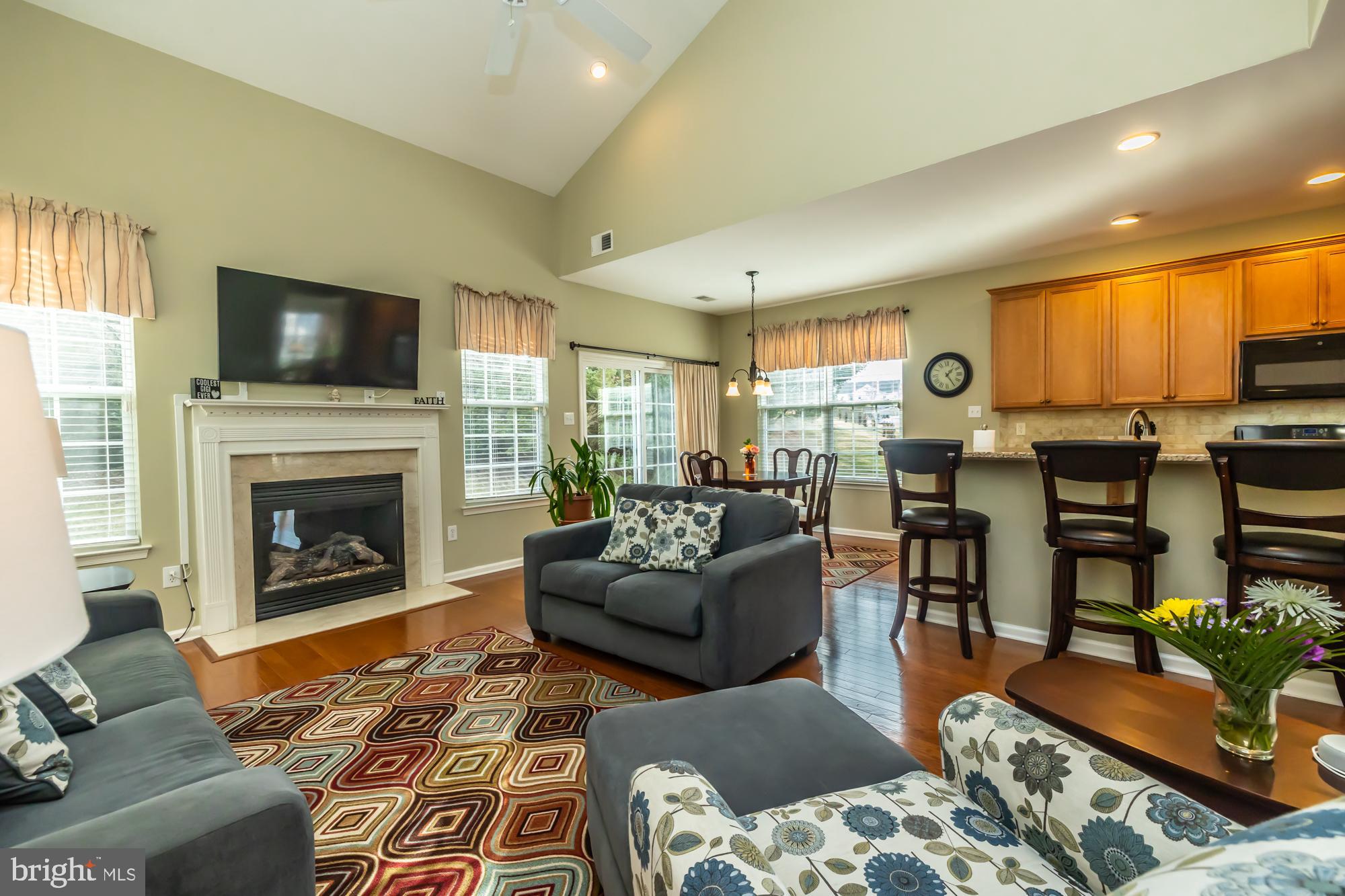 VILLAGES AT HILLVIEW - Residential