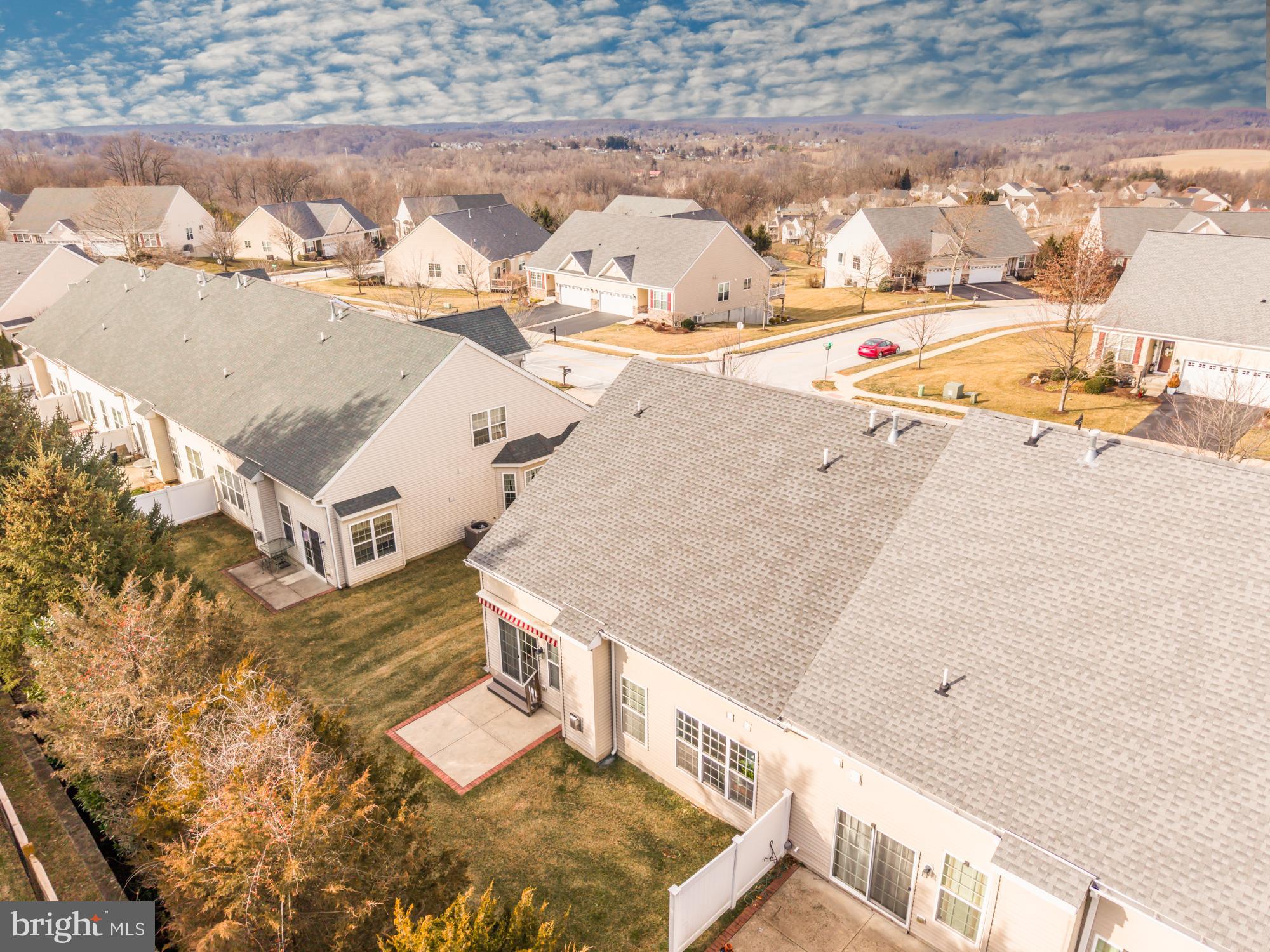 VILLAGES AT HILLVIEW - Residential