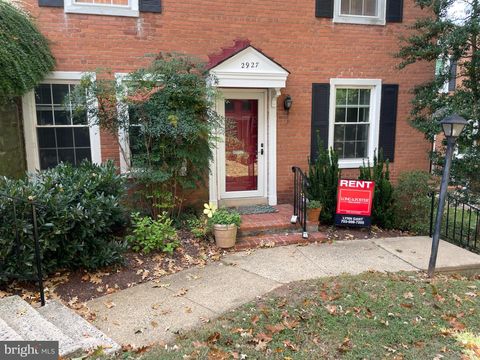 2927 S DINWIDDIE STREET ARLINGTON VA 22206