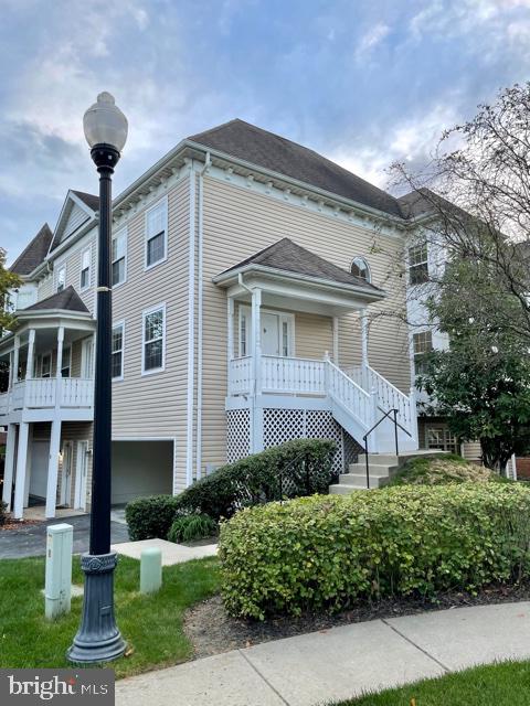 GOLDSBOROUGH MANOR - Residential