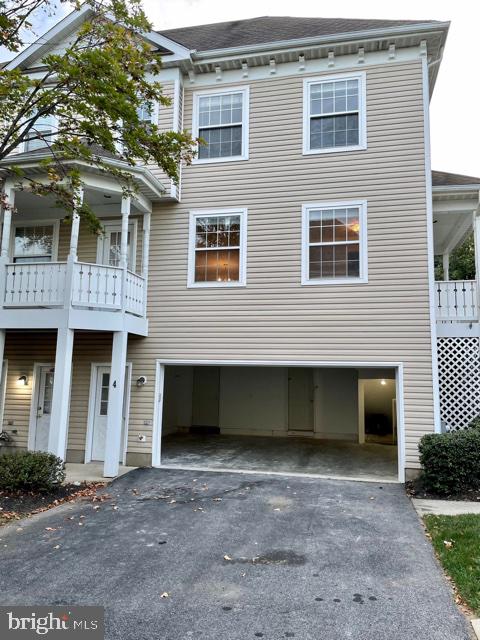 GOLDSBOROUGH MANOR - Residential