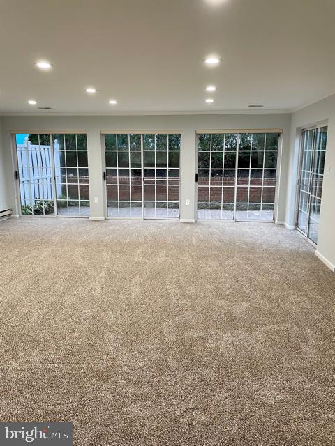 GOLDSBOROUGH MANOR - Residential