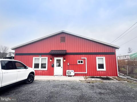 Photo of 35 Rodney Street, MILROY, PA 17063 (MLS # PAMF2052906)