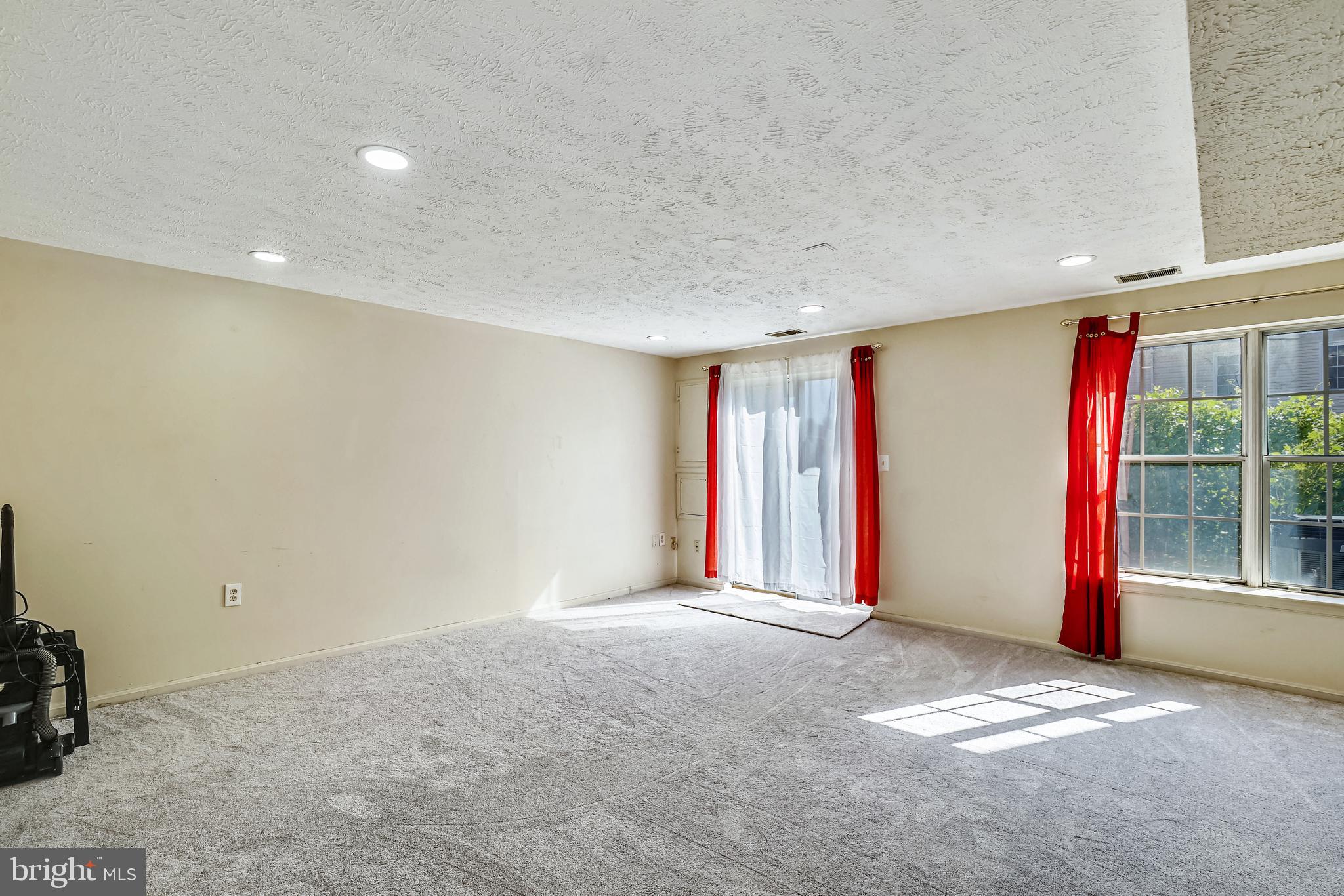 THE COLONY - Residential