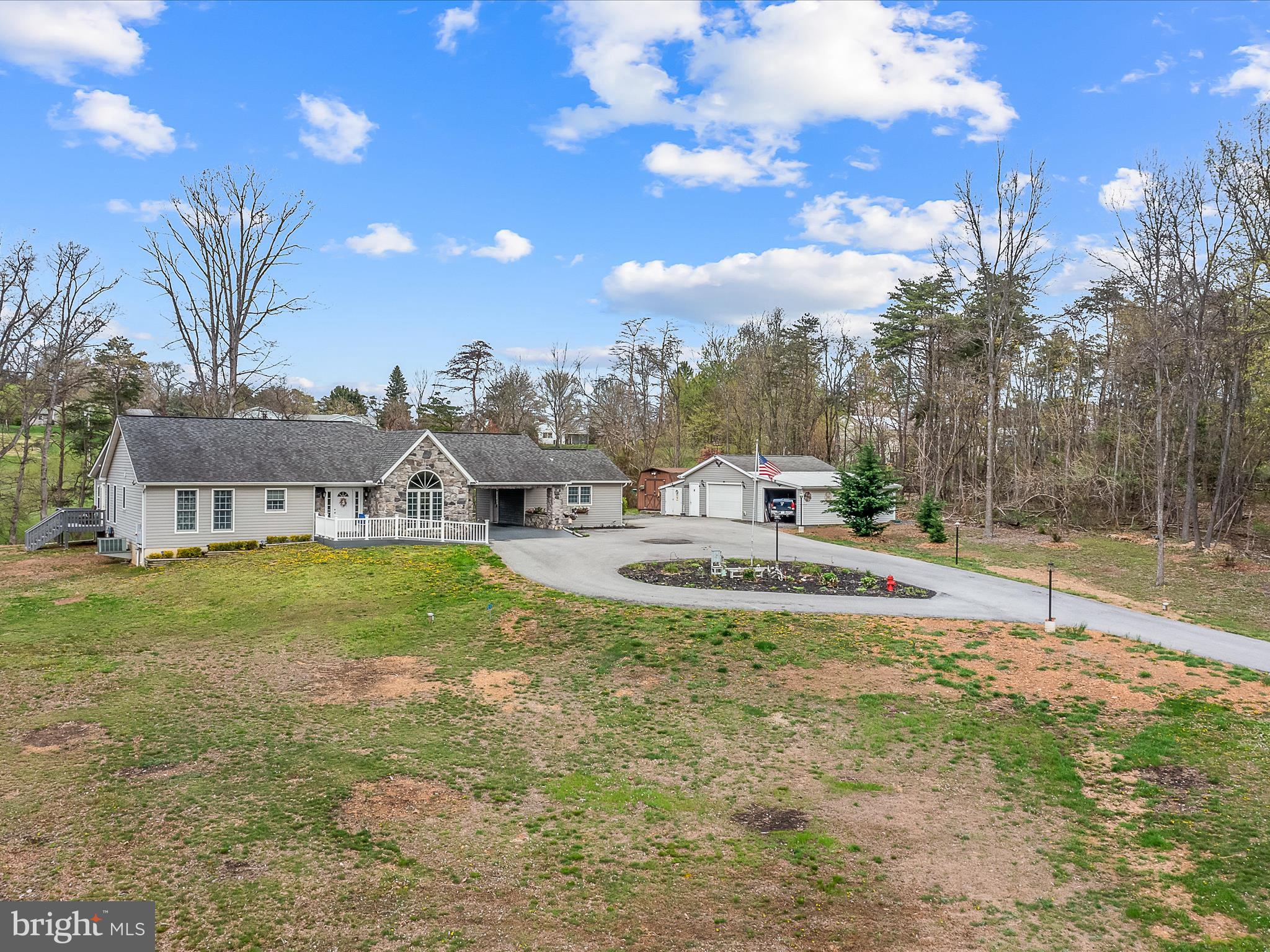 OAKWOOD ESTATES - Residential