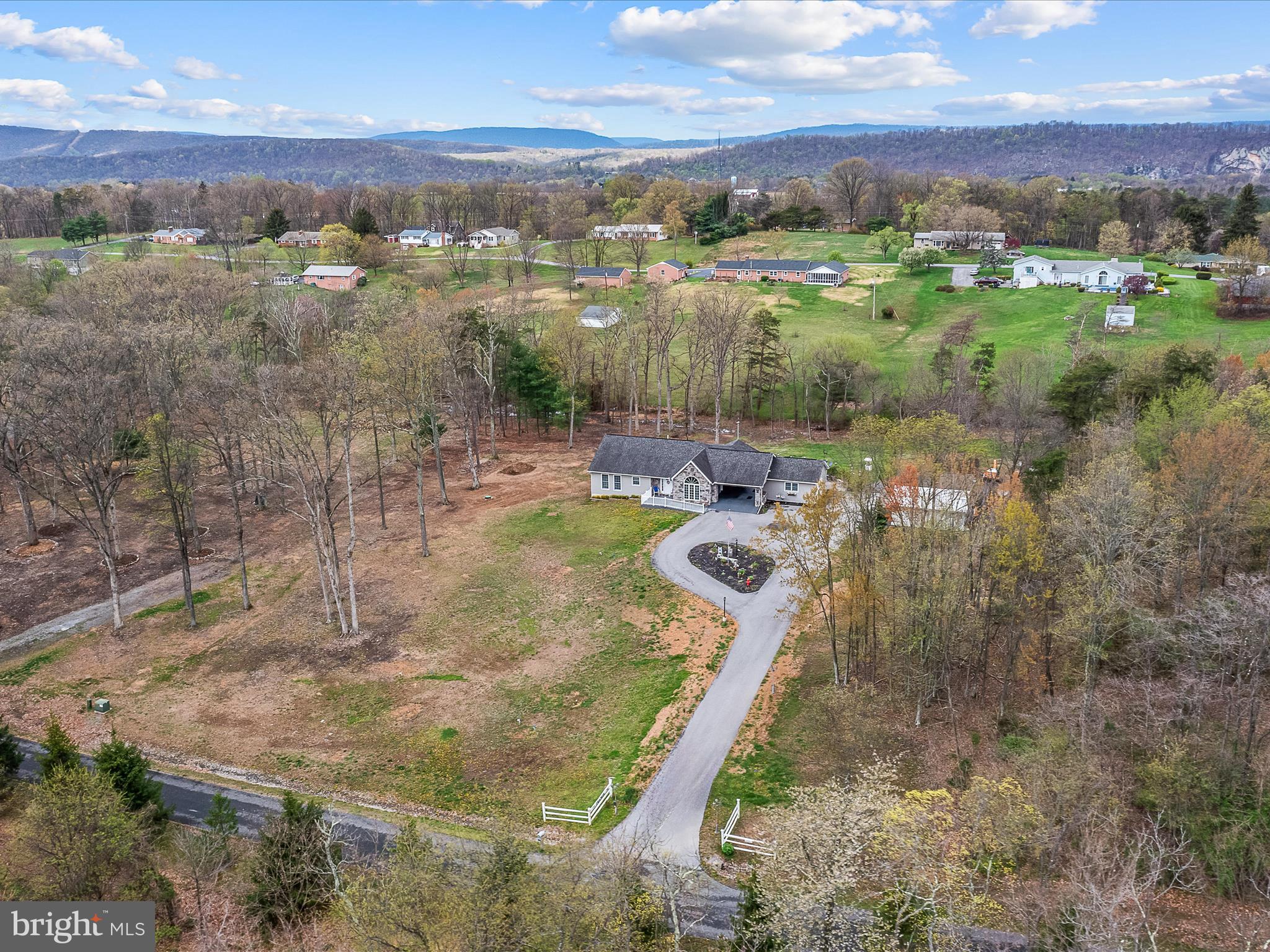 OAKWOOD ESTATES - Residential