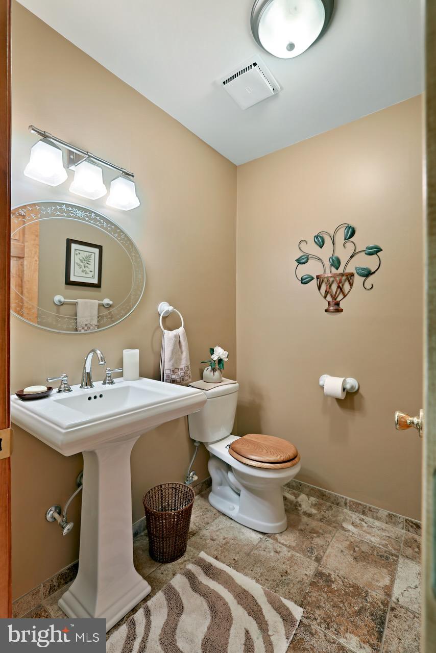 ELK RUN ESTATES - Residential