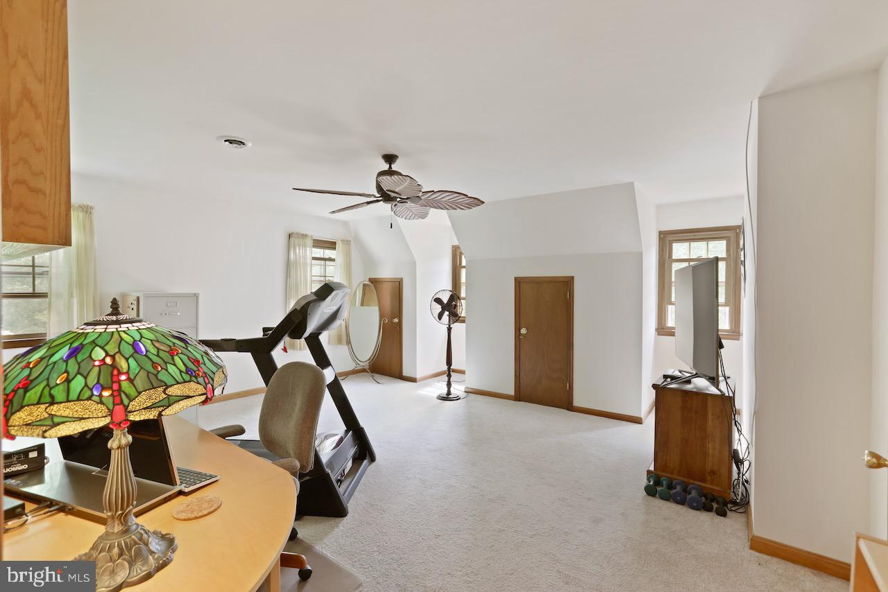 ELK RUN ESTATES - Residential