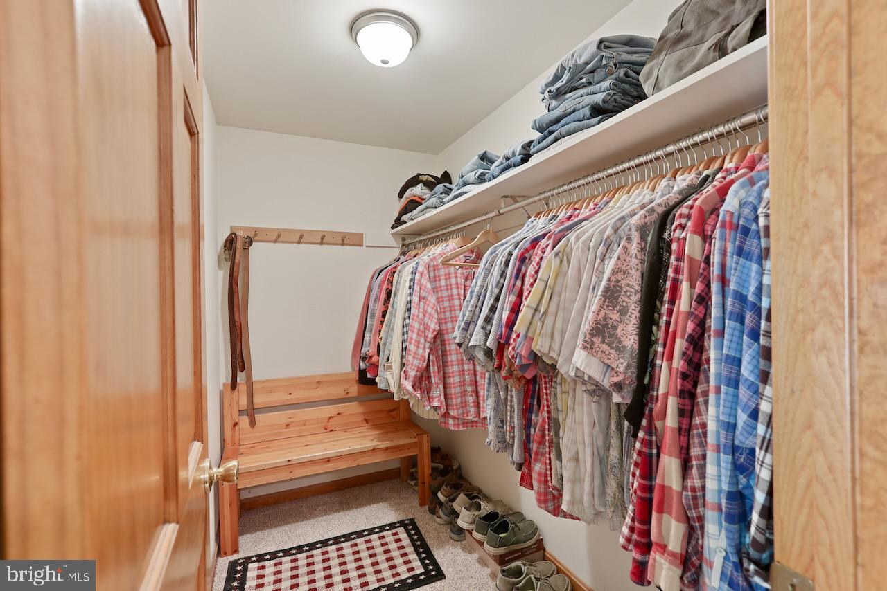 ELK RUN ESTATES - Residential