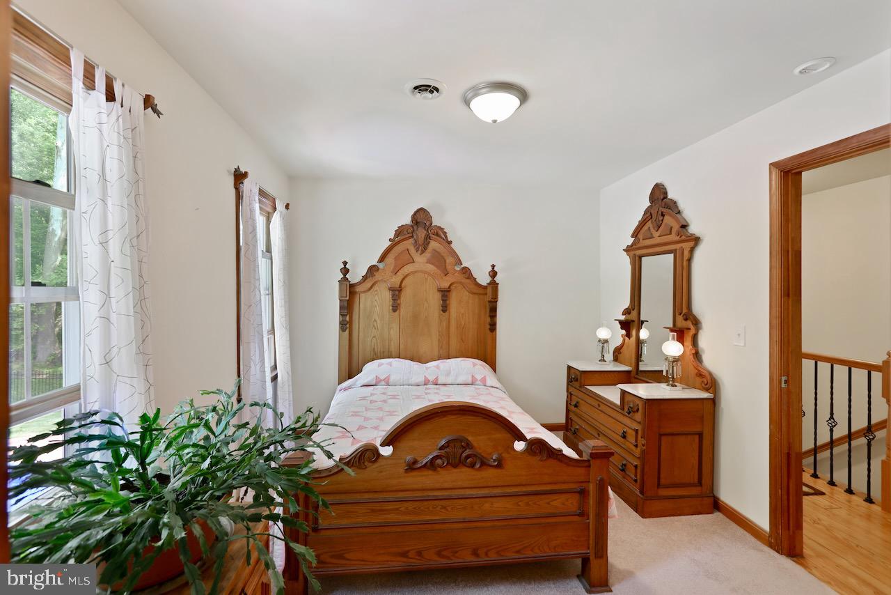 ELK RUN ESTATES - Residential