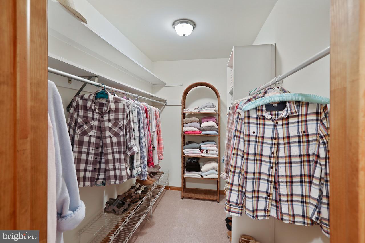 ELK RUN ESTATES - Residential