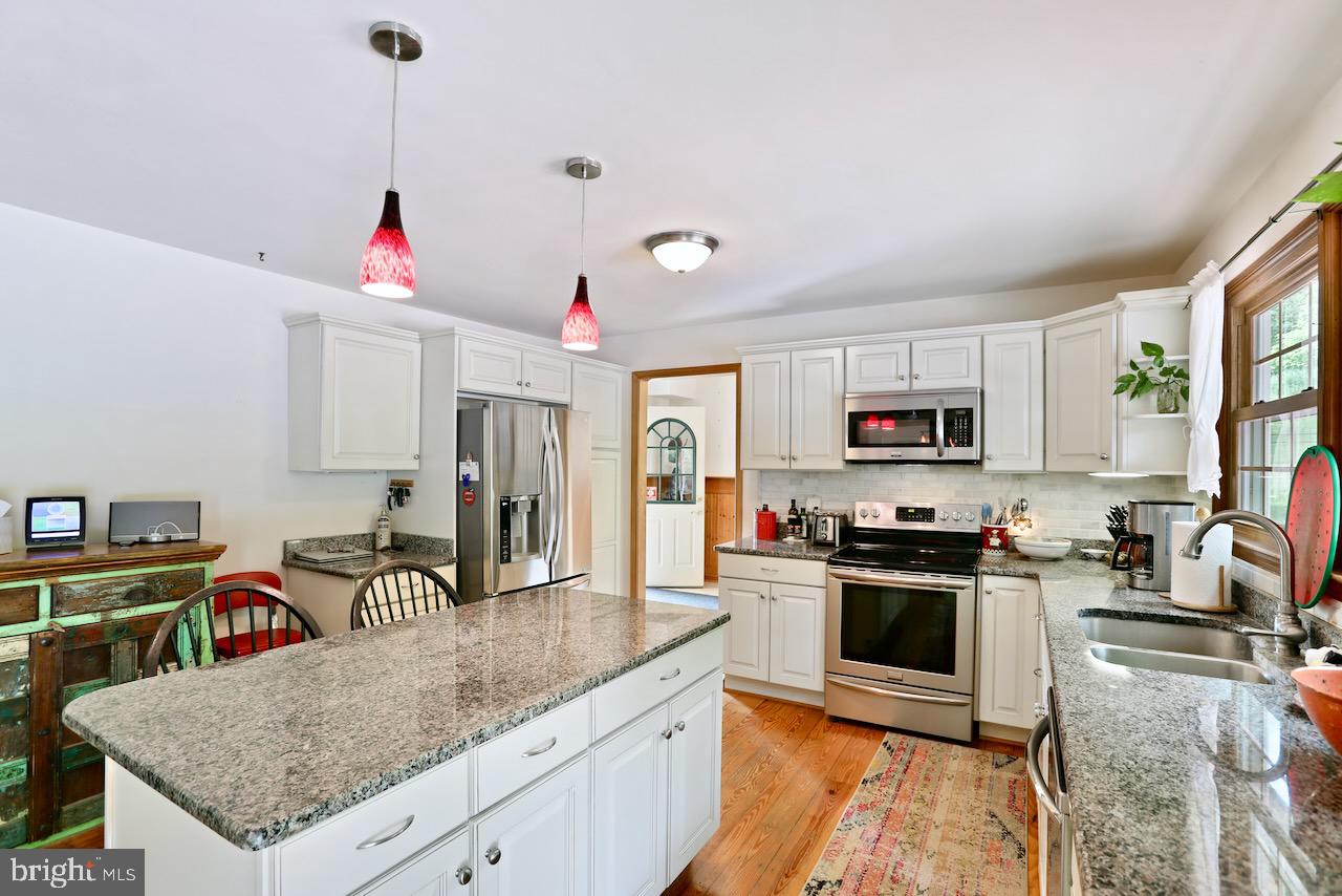 ELK RUN ESTATES - Residential