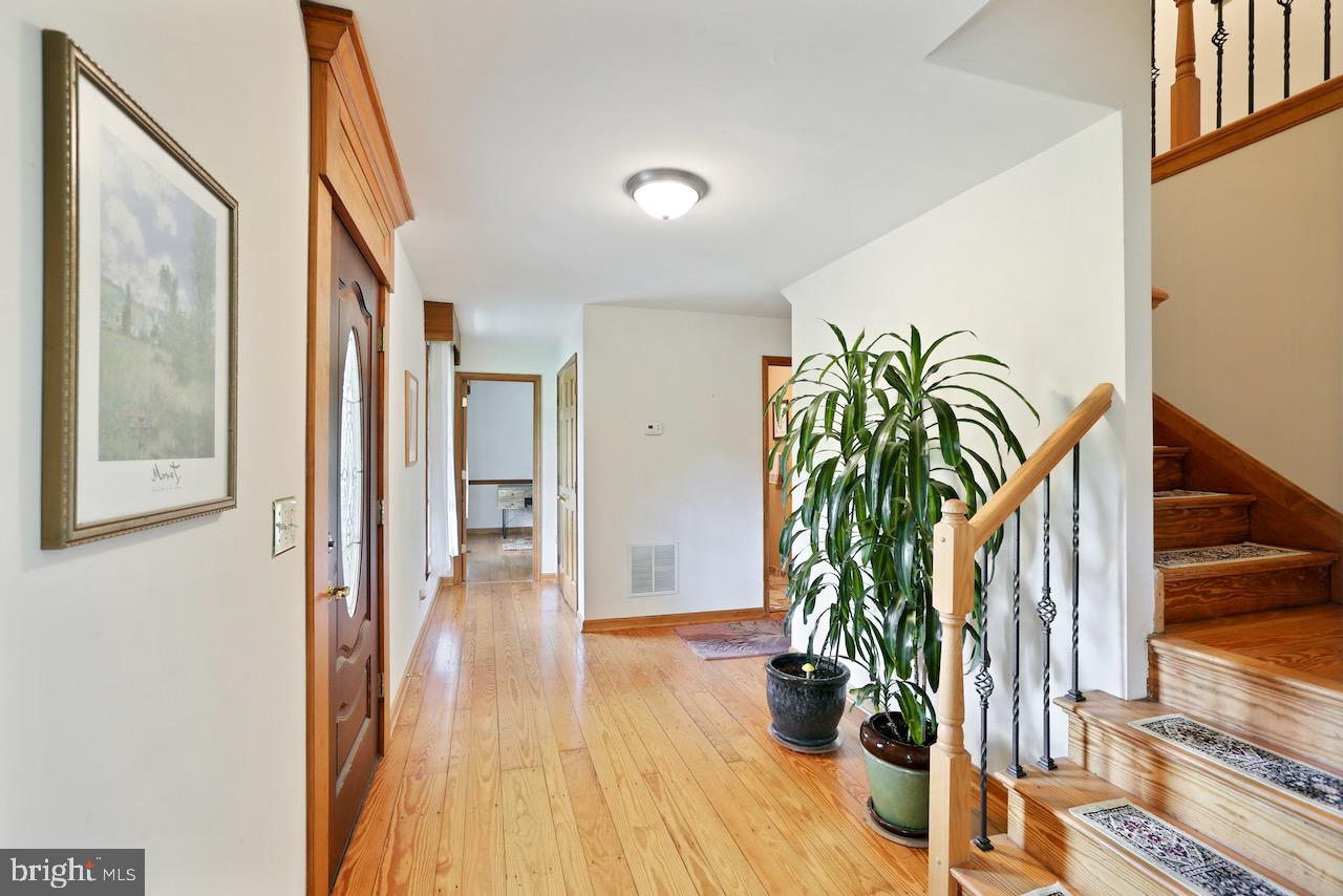 ELK RUN ESTATES - Residential