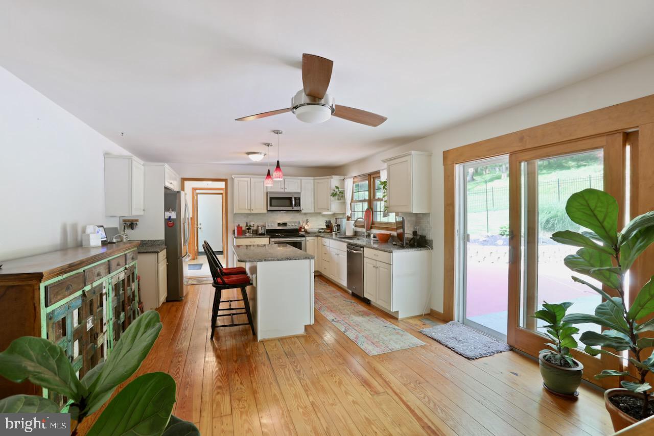 ELK RUN ESTATES - Residential