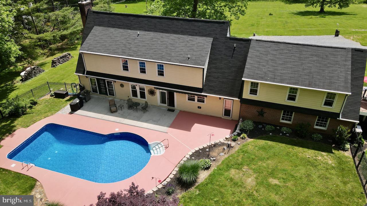 ELK RUN ESTATES - Residential