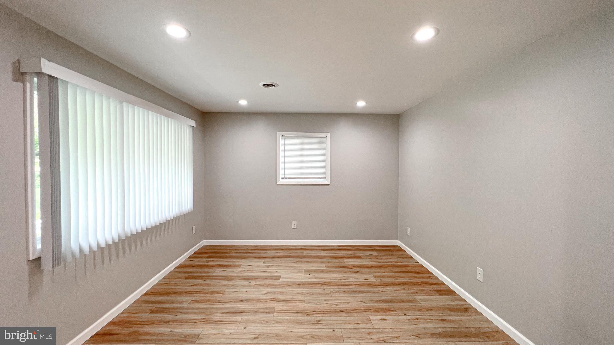 POTOMAC PARK - Residential