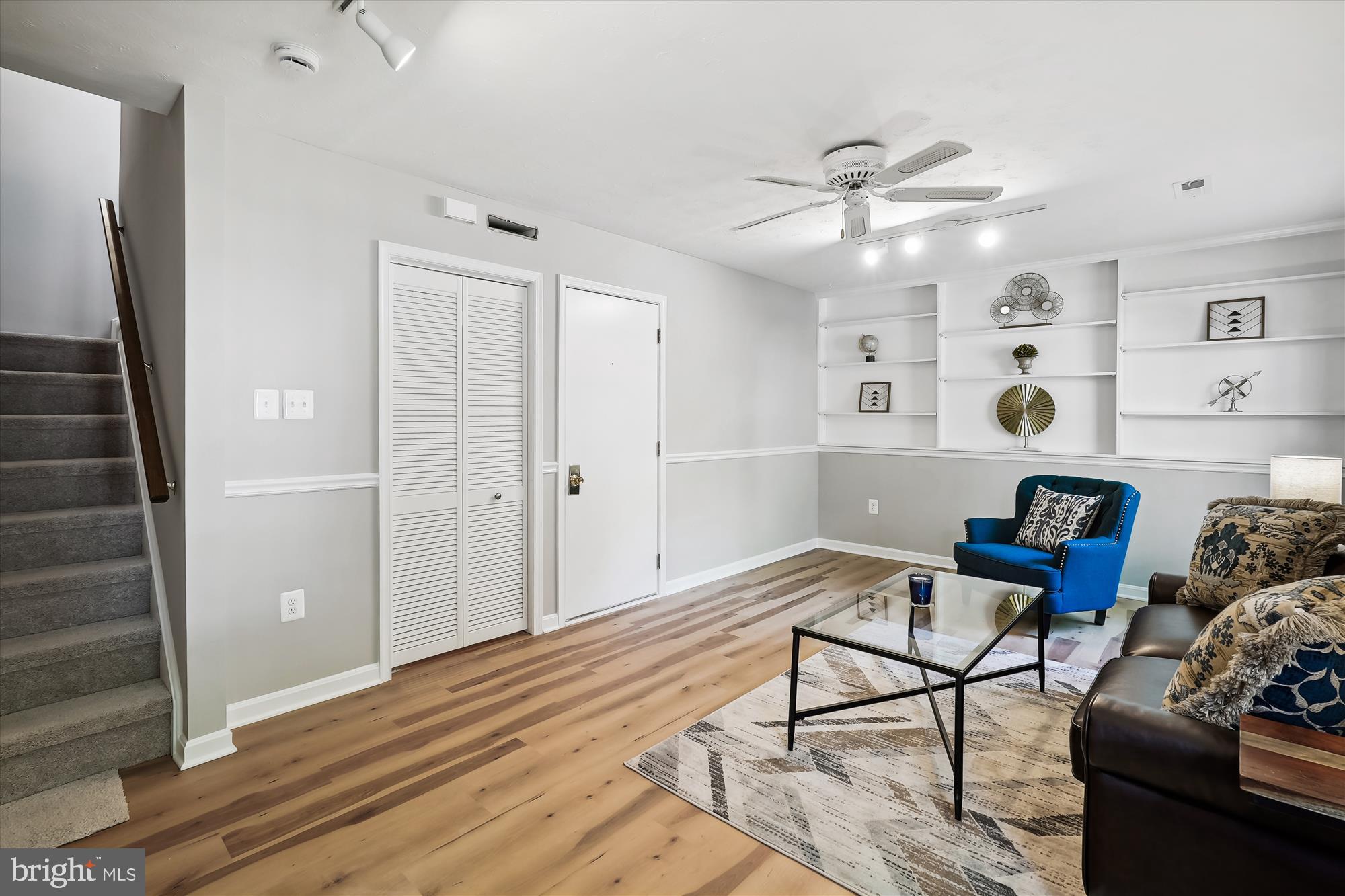 WOODSTONE - Residential