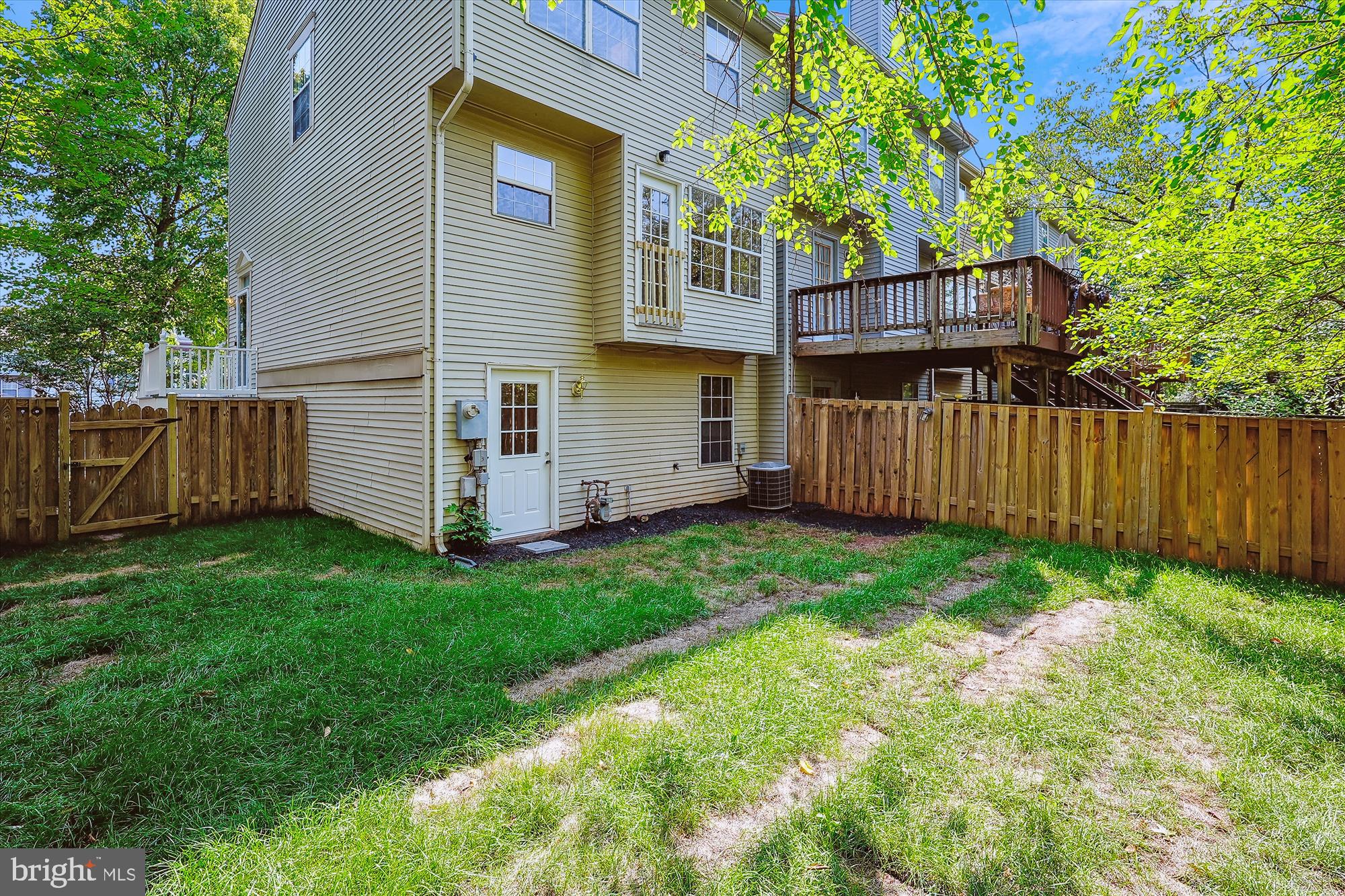 WOODSTONE - Residential