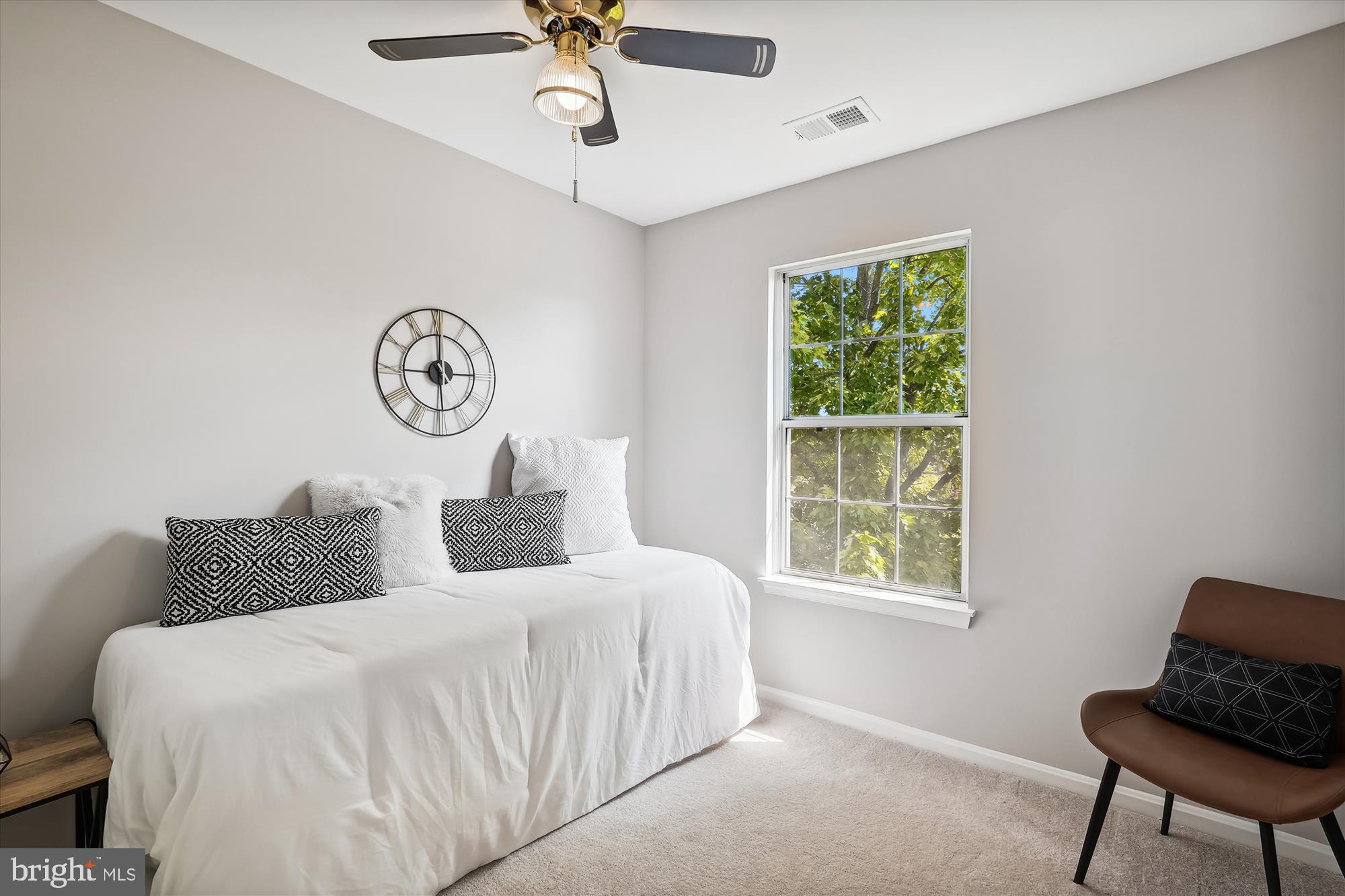 WOODSTONE - Residential