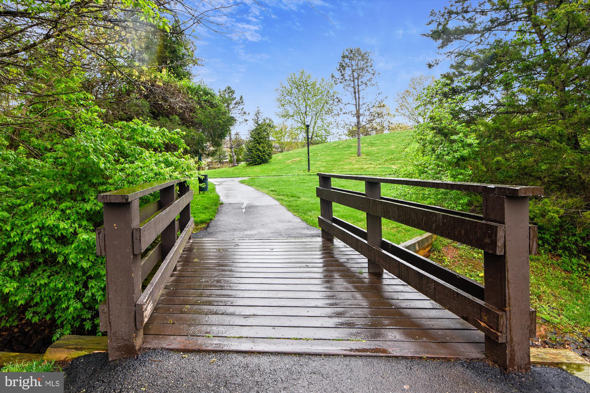 WOODSTONE - Residential