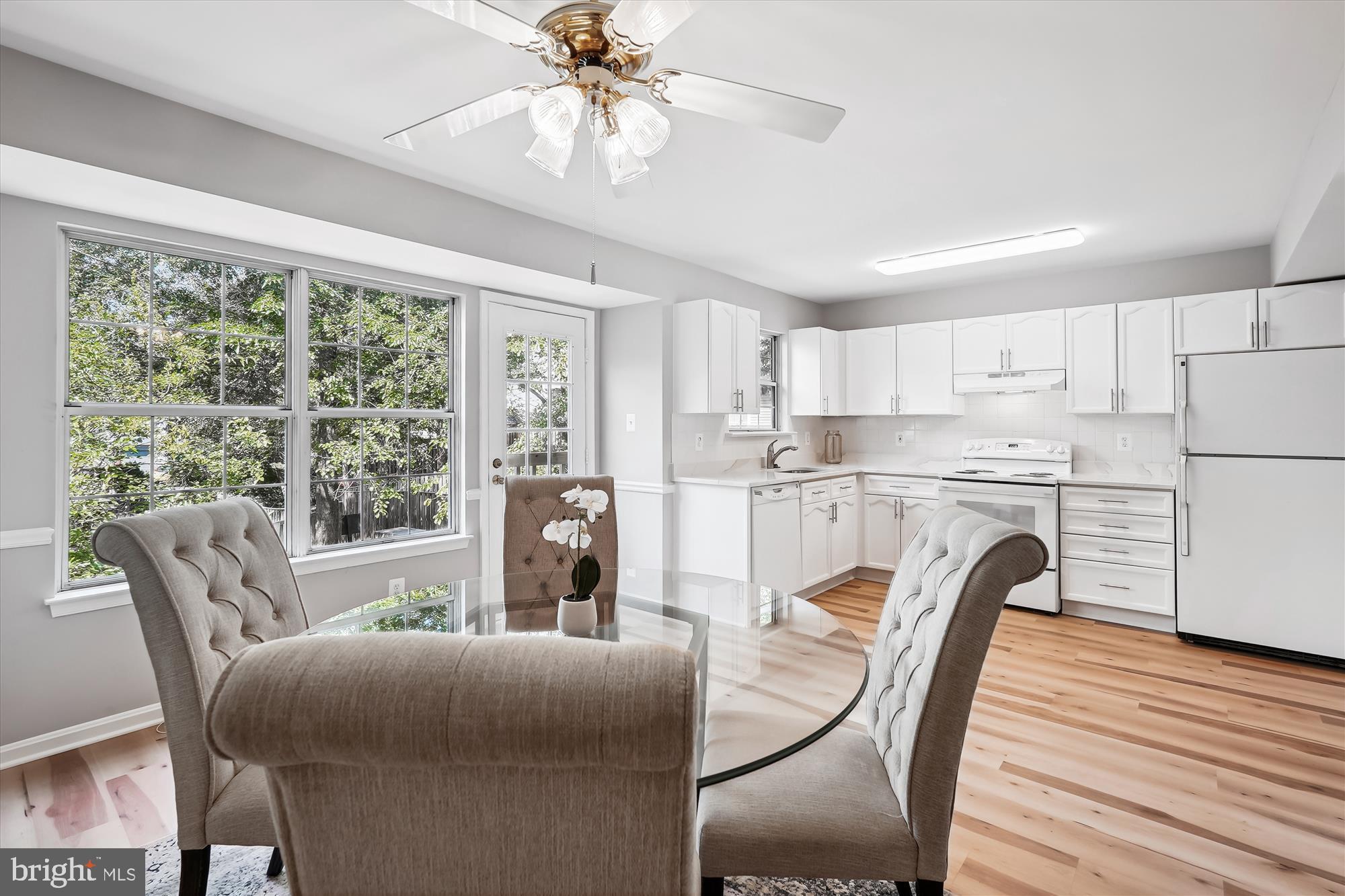 WOODSTONE - Residential