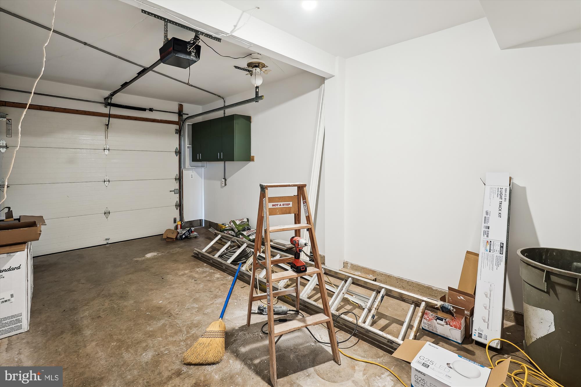 WOODSTONE - Residential