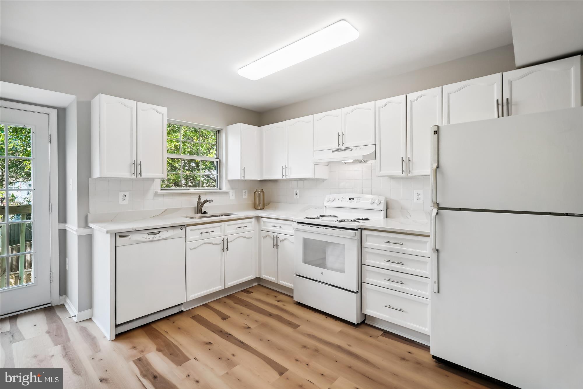 WOODSTONE - Residential