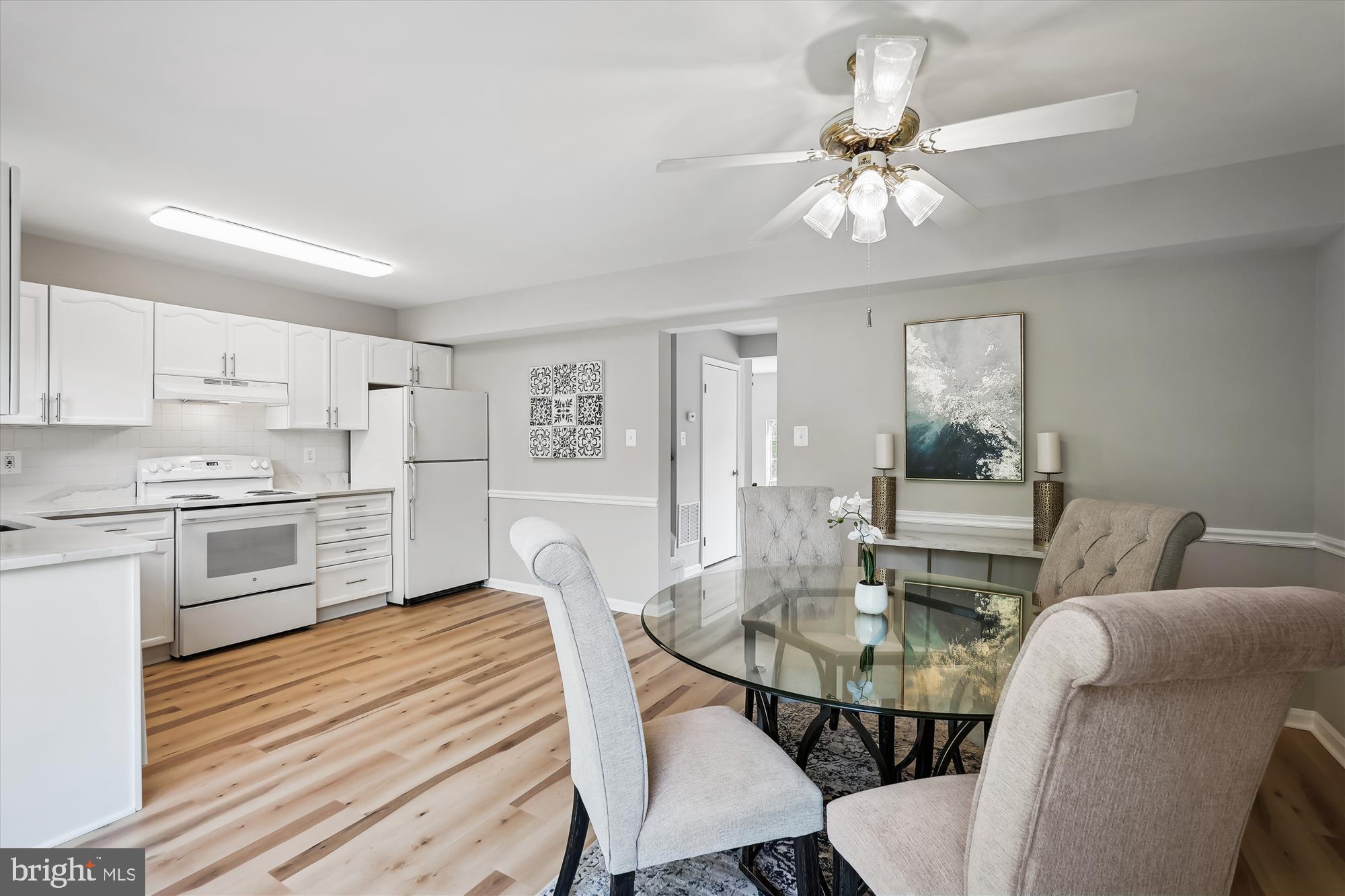 WOODSTONE - Residential