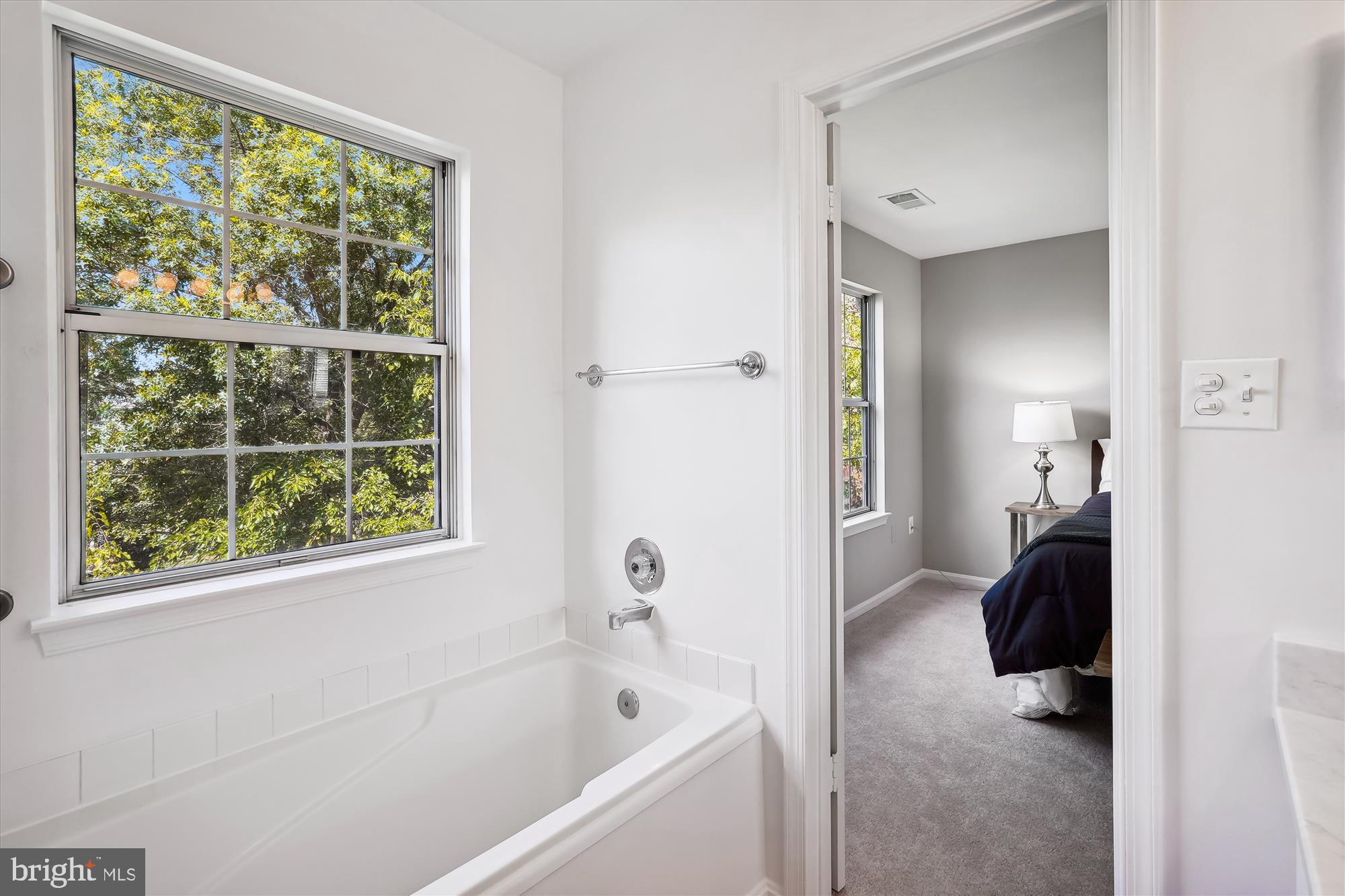 WOODSTONE - Residential