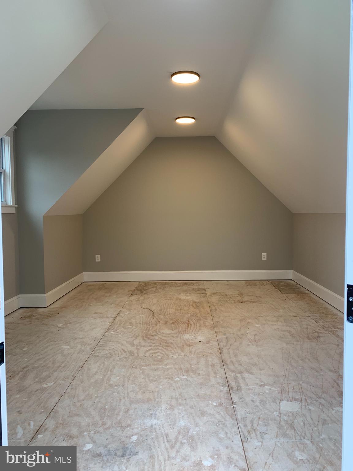 ASHTON HEIGHTS - Residential