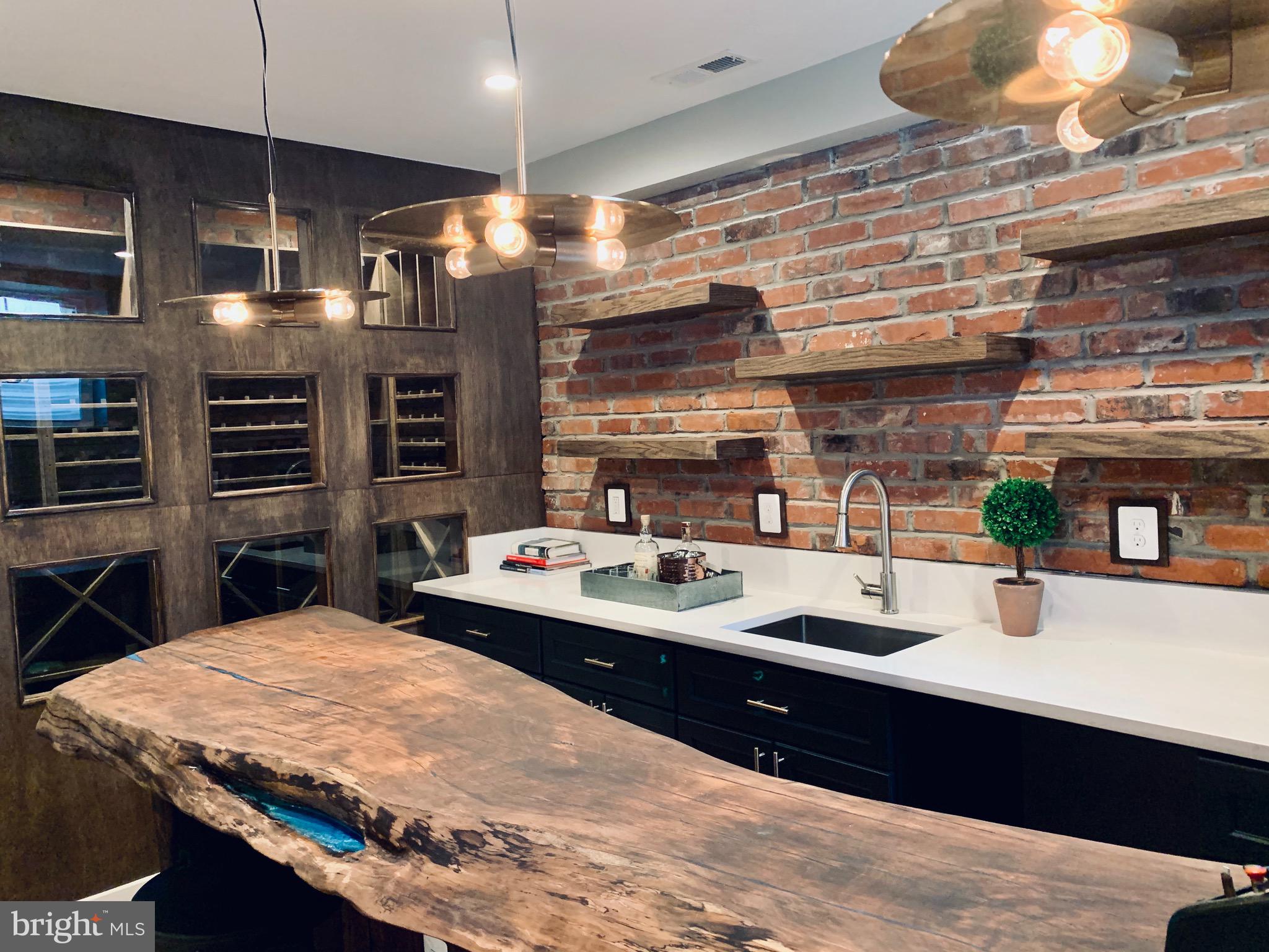 ASHTON HEIGHTS - Residential