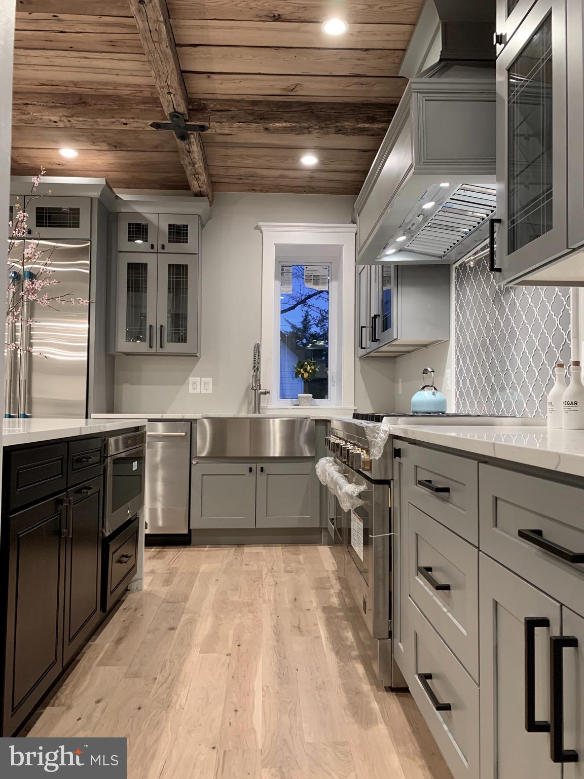 ASHTON HEIGHTS - Residential