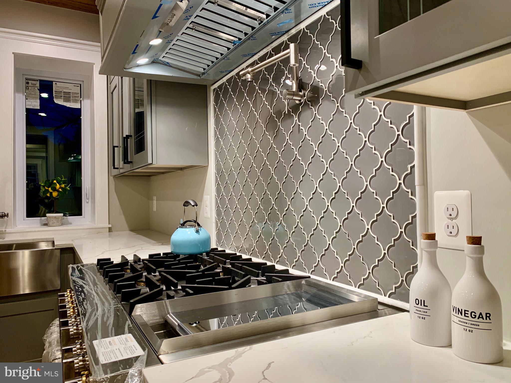 ASHTON HEIGHTS - Residential