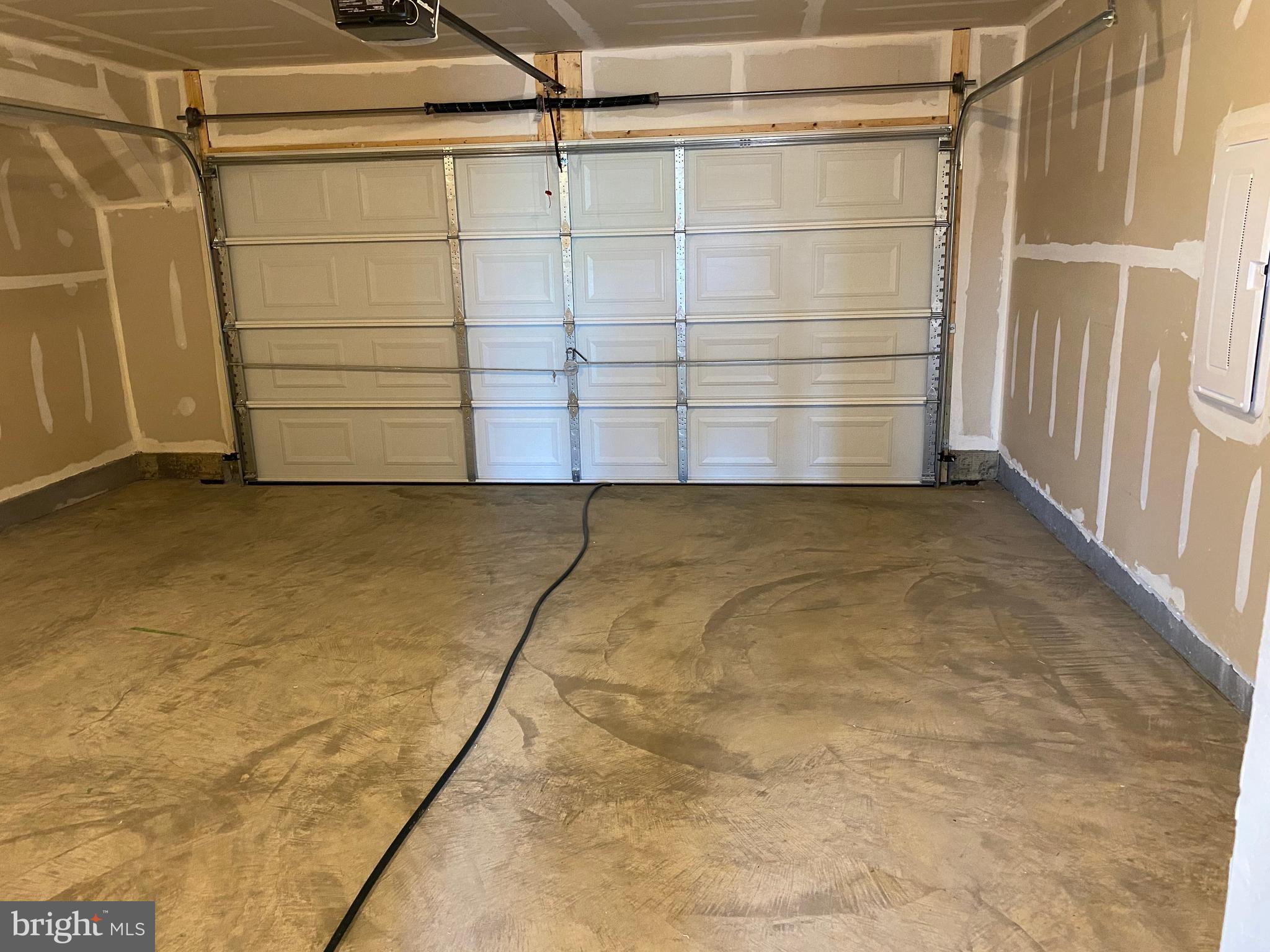 WOODMORE OVERLOOK - Residential