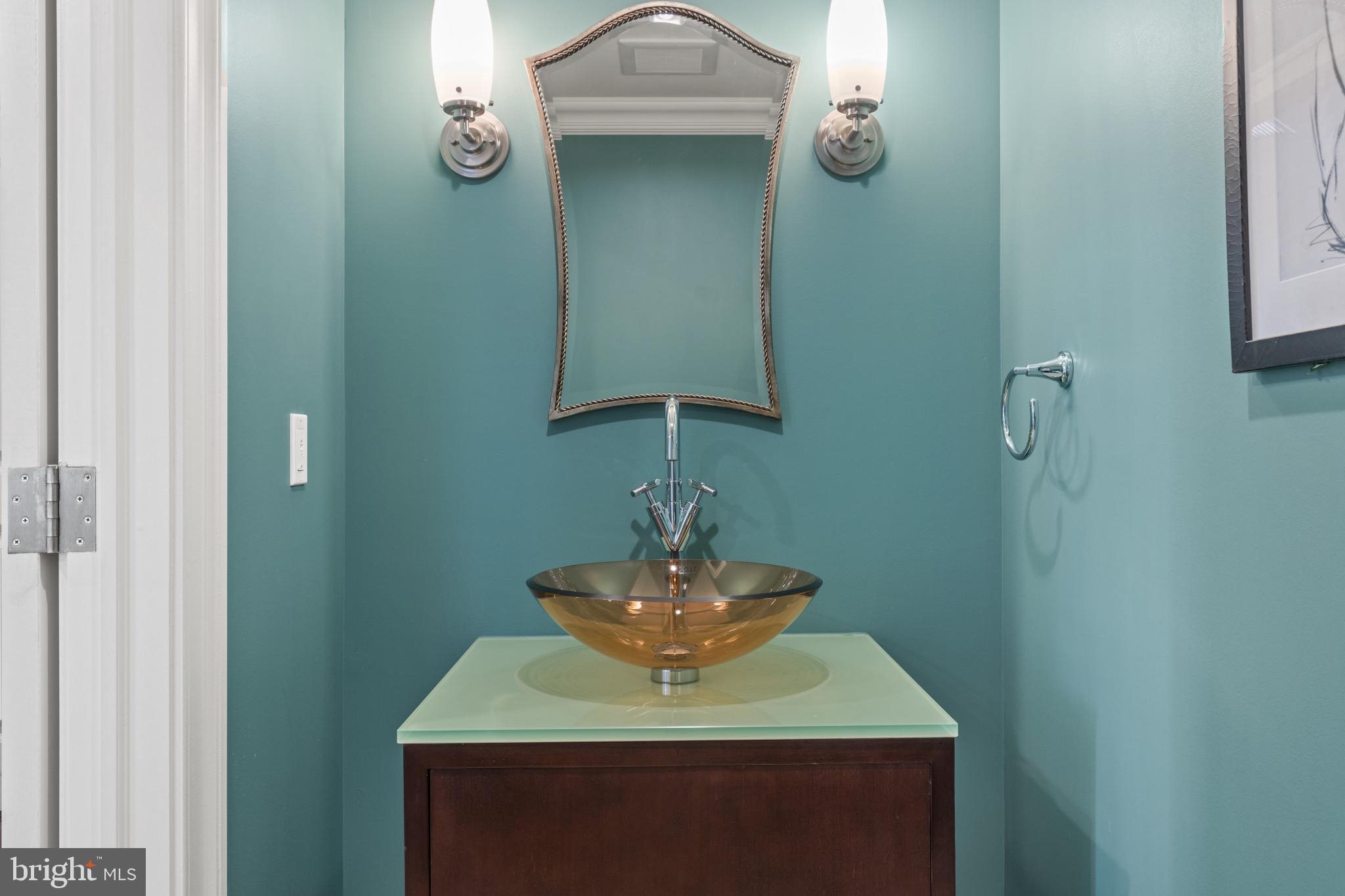 THE RITZ-CARLTON RESIDENCES - Residential