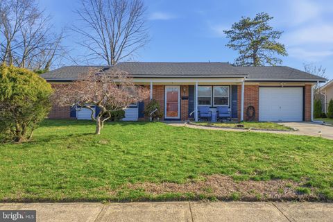 Homes For Sale - 6 Hunterdon Avenue<br/> MONROE TOWNSHIP, NJ 08831